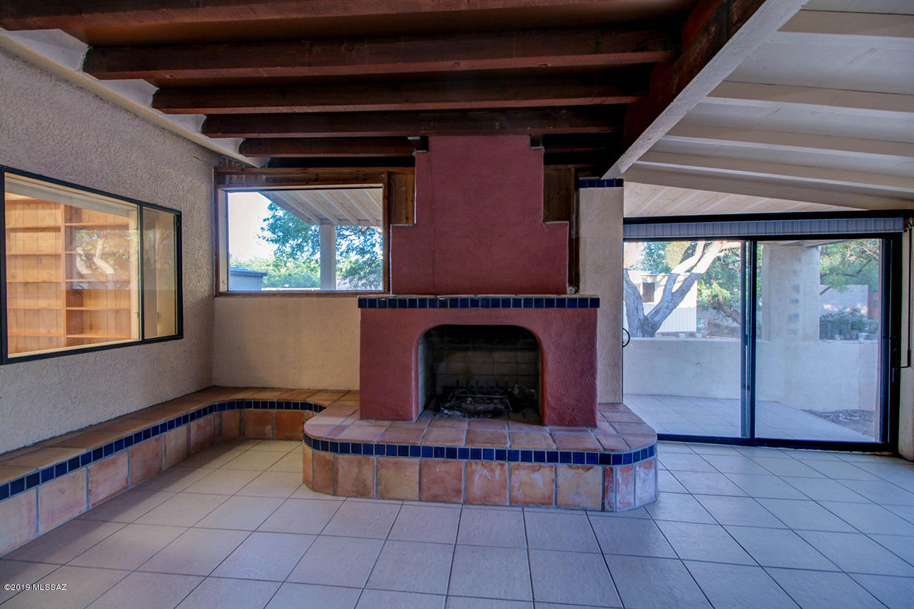 Bel Air Ranch Est - Residential