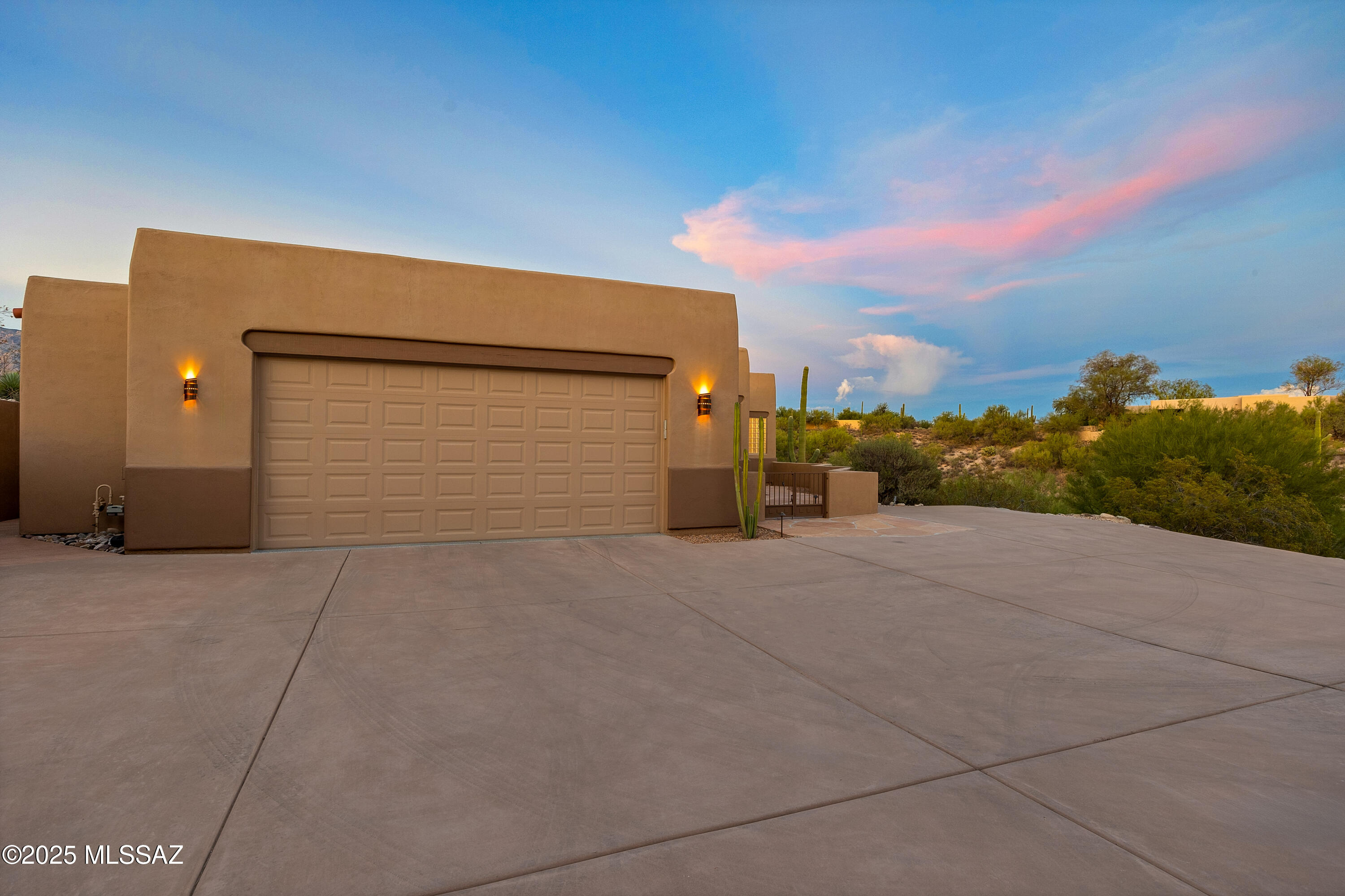 Bellas Catalinas Estates (1-93) - Residential