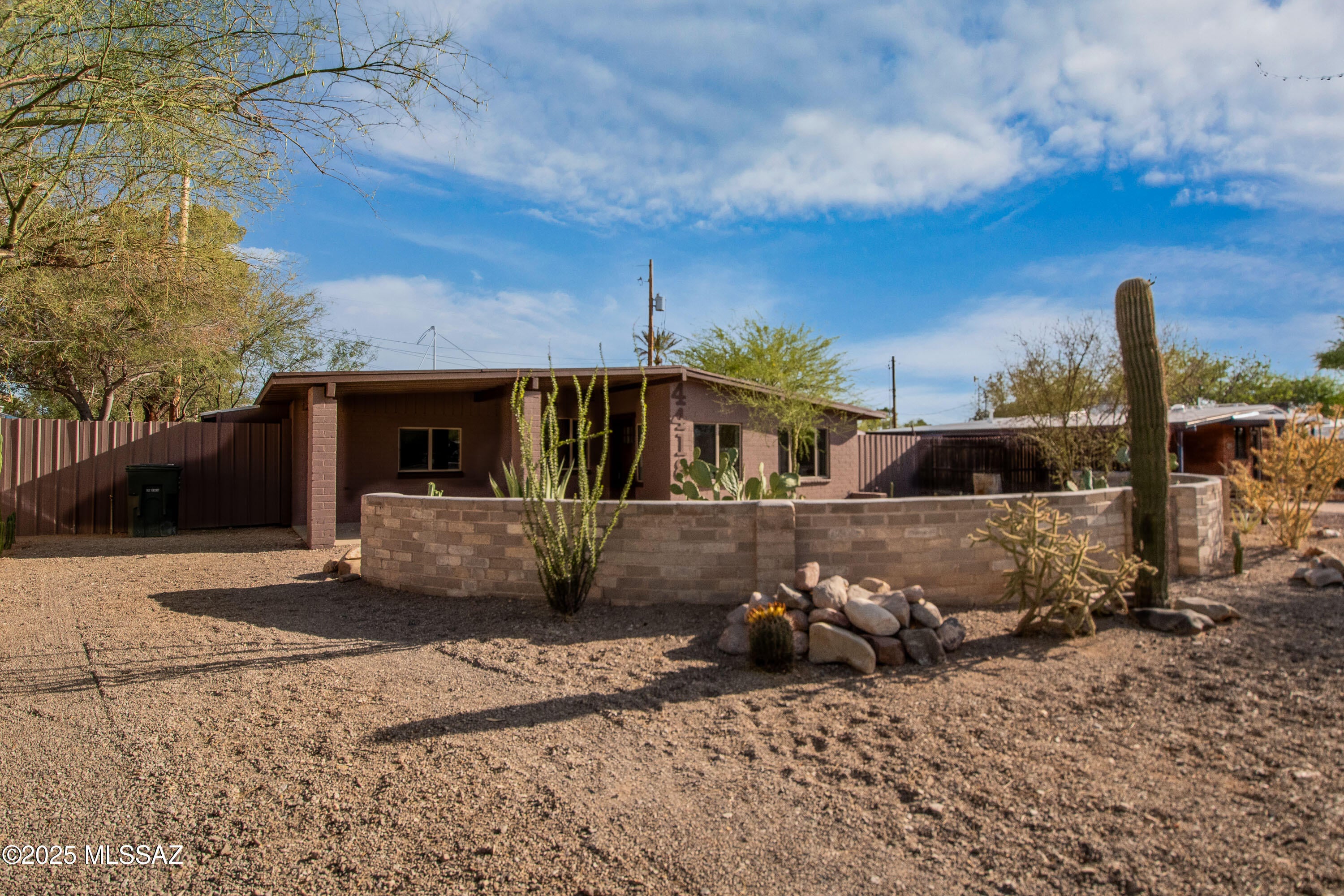 Paloma - Residential Lease