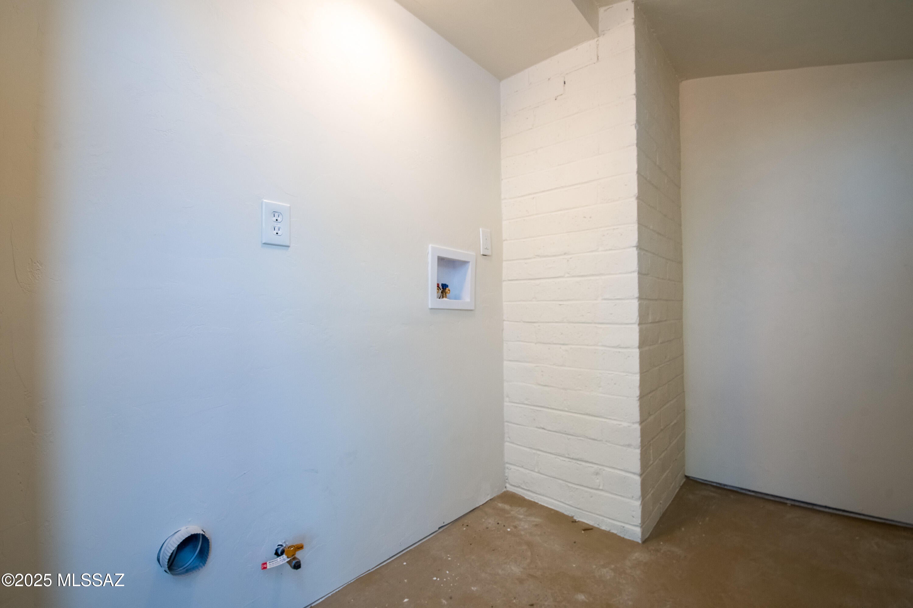 Paloma - Residential Lease