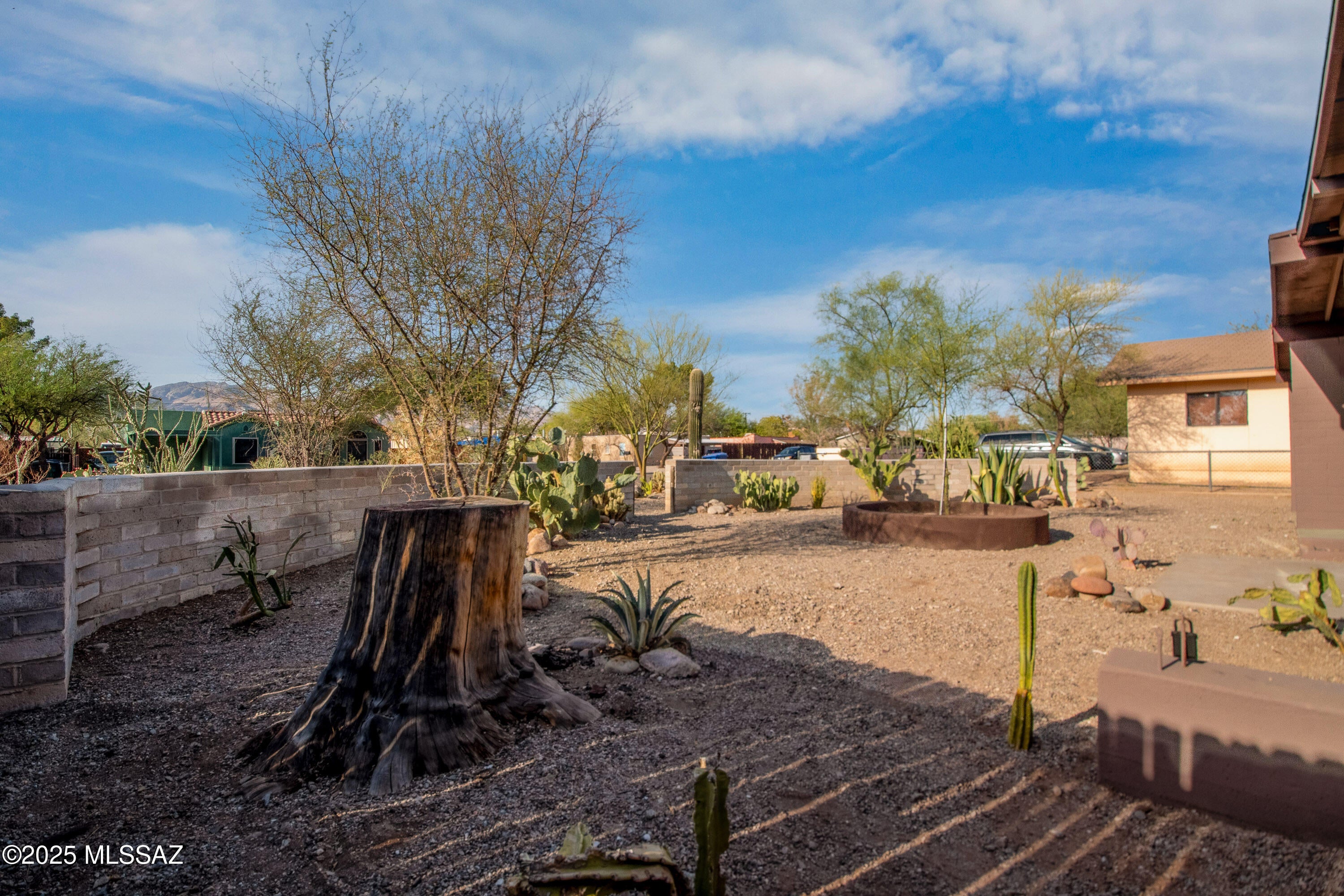 Paloma - Residential Lease
