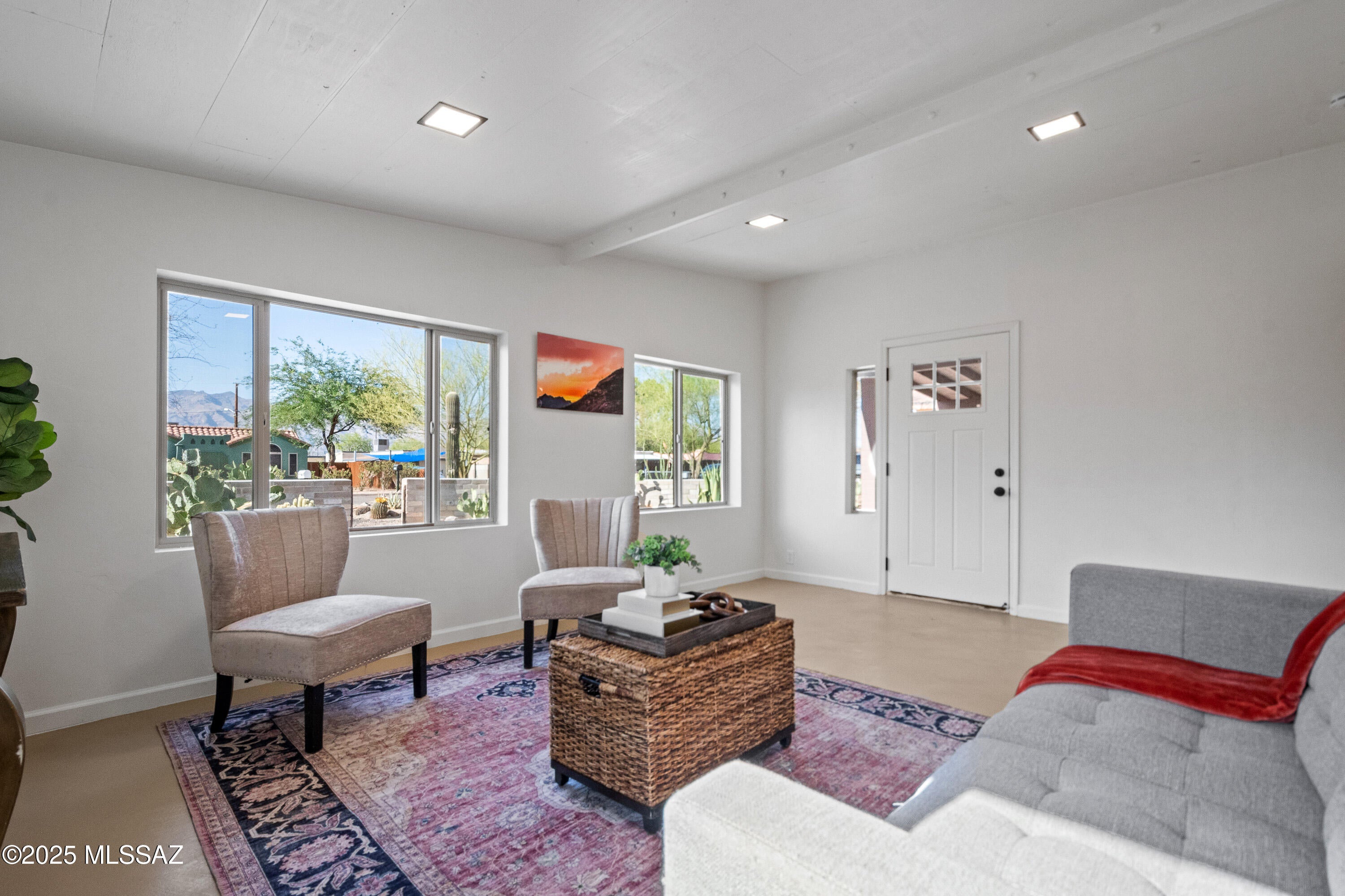 Paloma - Residential Lease
