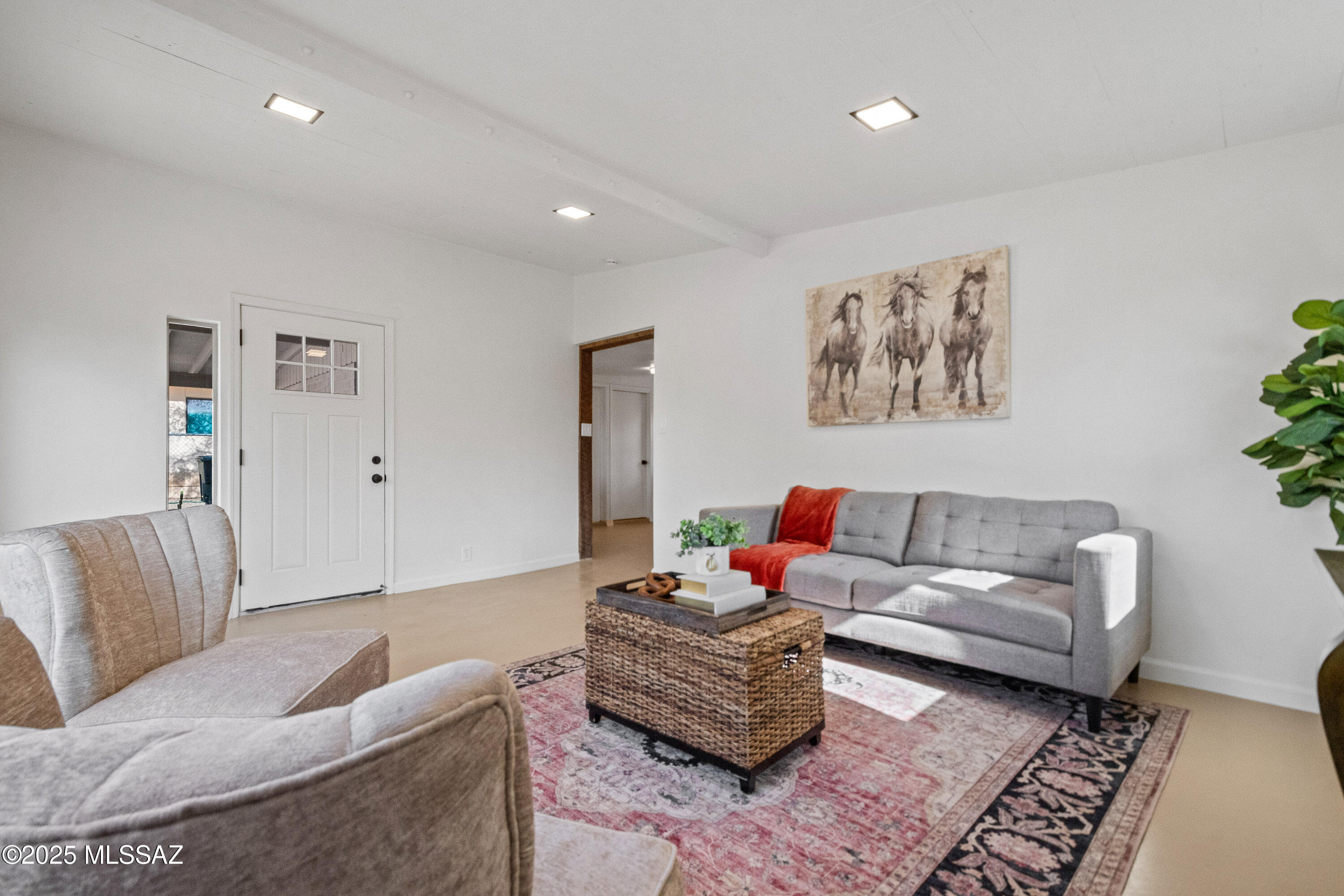 Paloma - Residential Lease