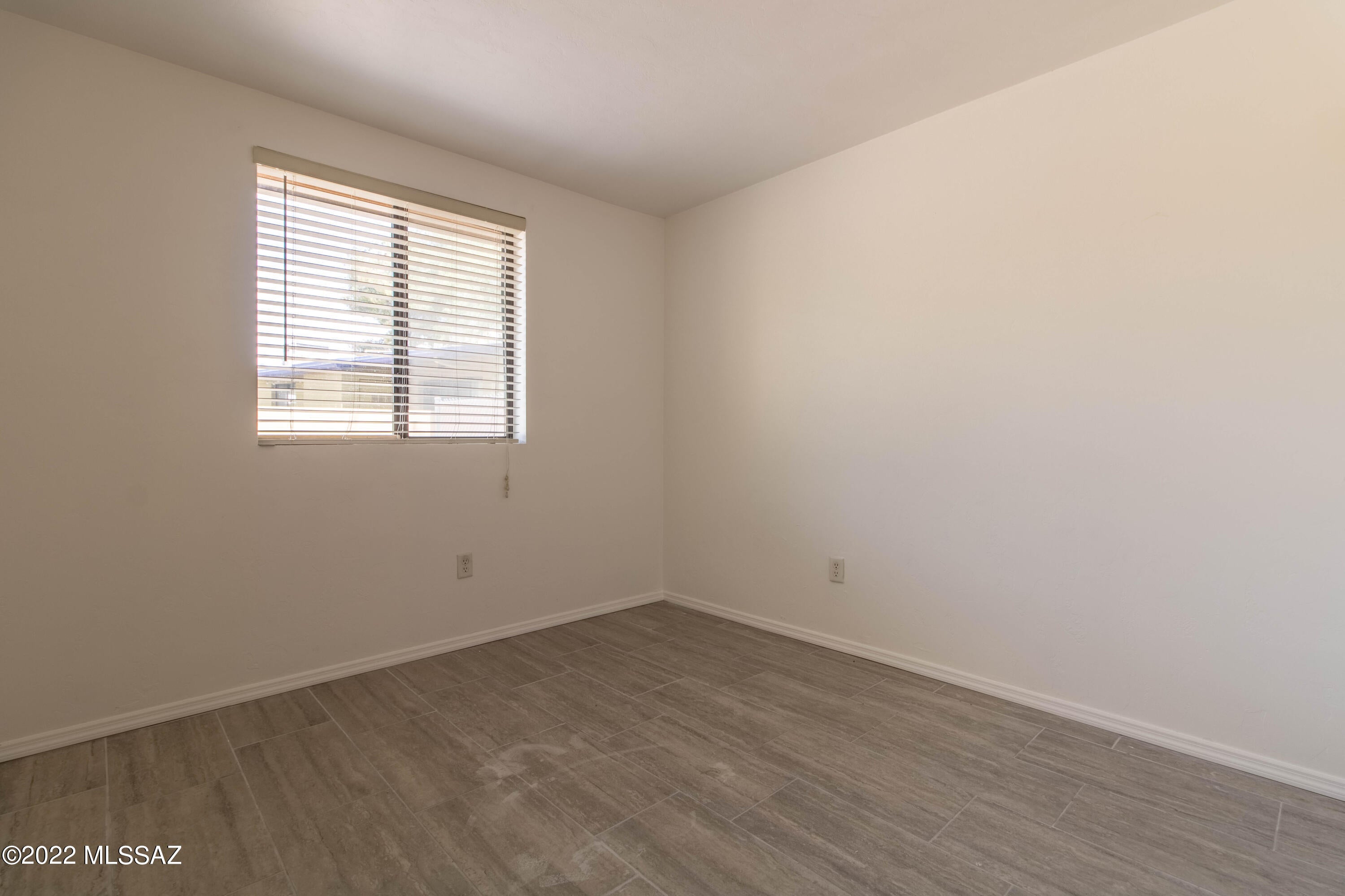 Silverbell West (1-92) - Residential Lease