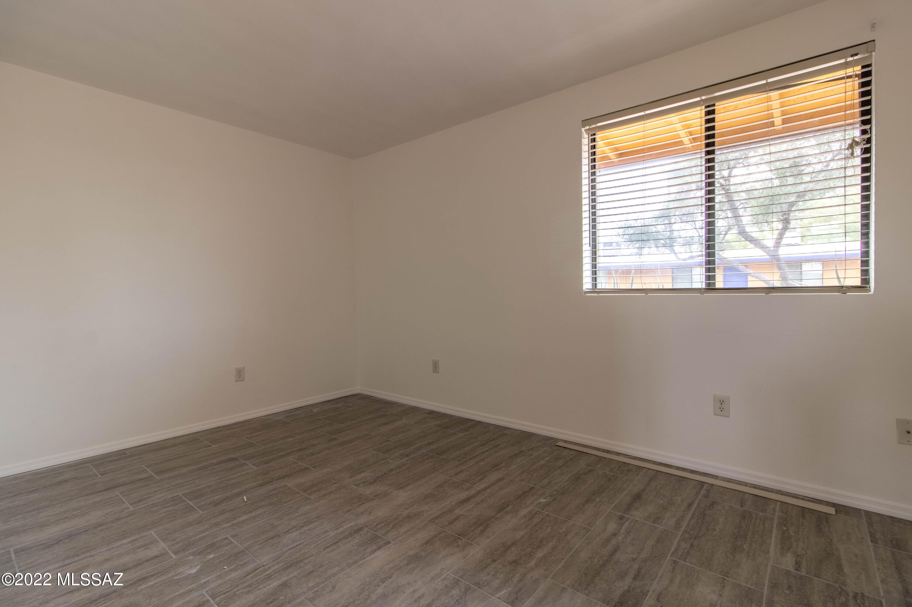 Silverbell West (1-92) - Residential Lease