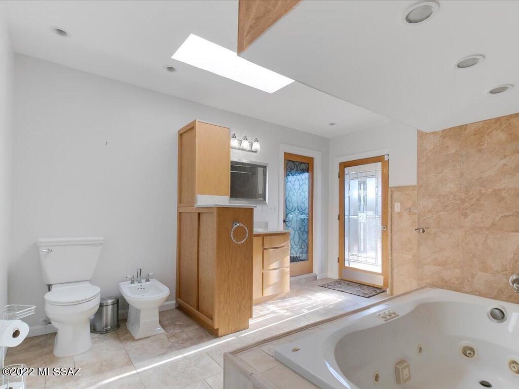 Unsubdivided - Residential