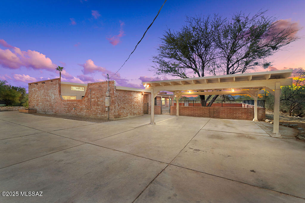 Oracle Heights Estates - Residential