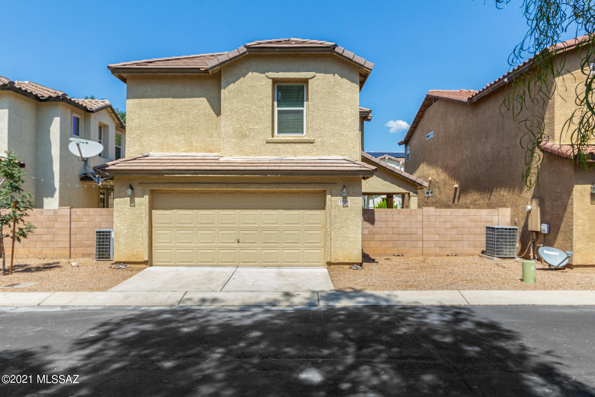 Catalina Vistas - Residential