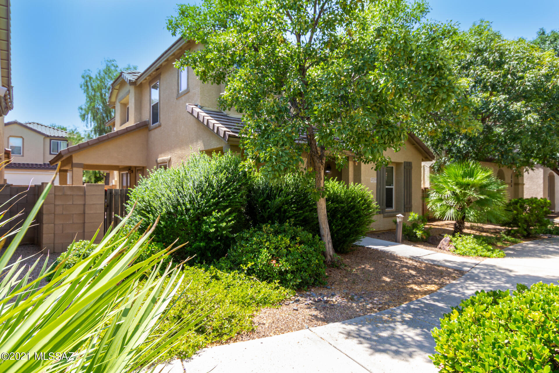 Catalina Vistas - Residential