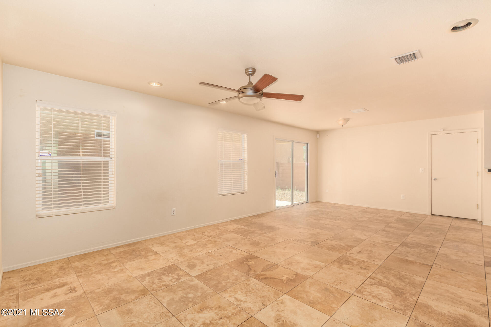 Catalina Vistas - Residential