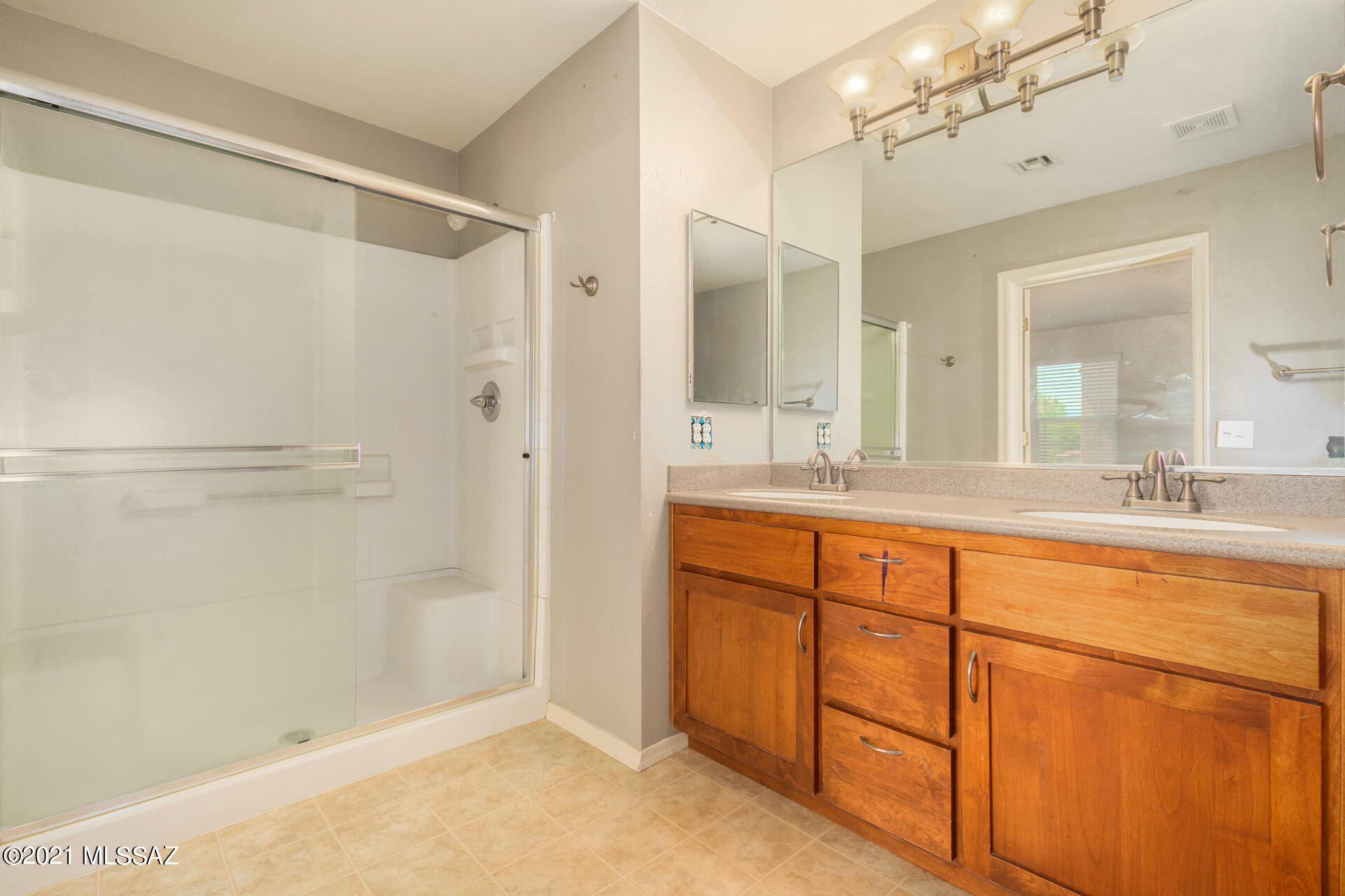 Catalina Vistas - Residential