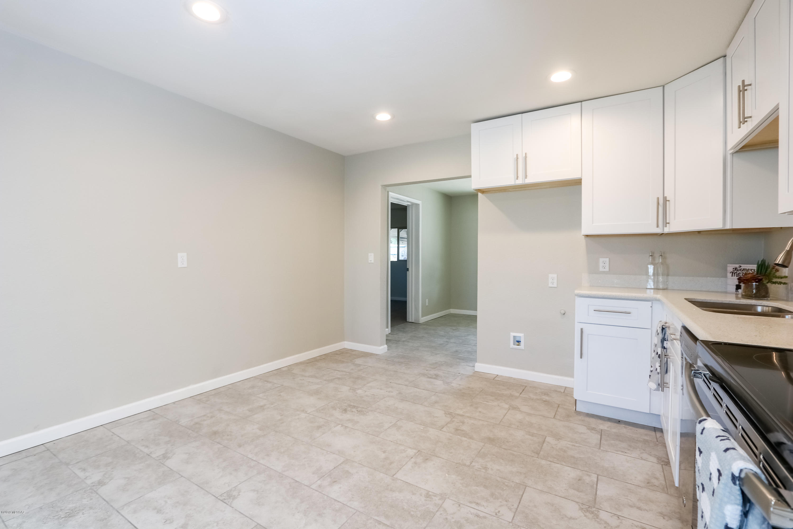 Mission Manor 5 Amd - Residential