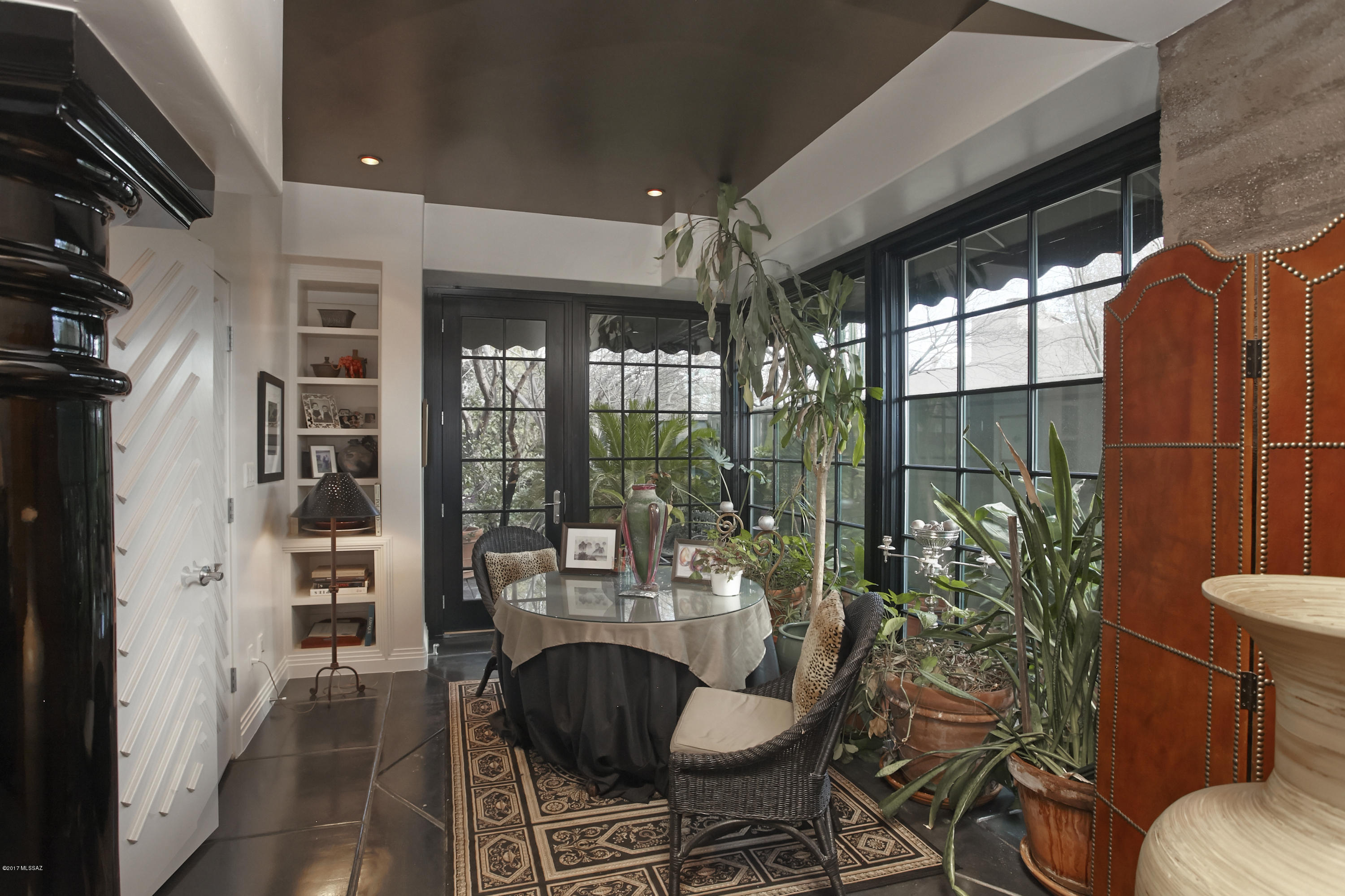 Fort Lowell Place (1-12) - Residential