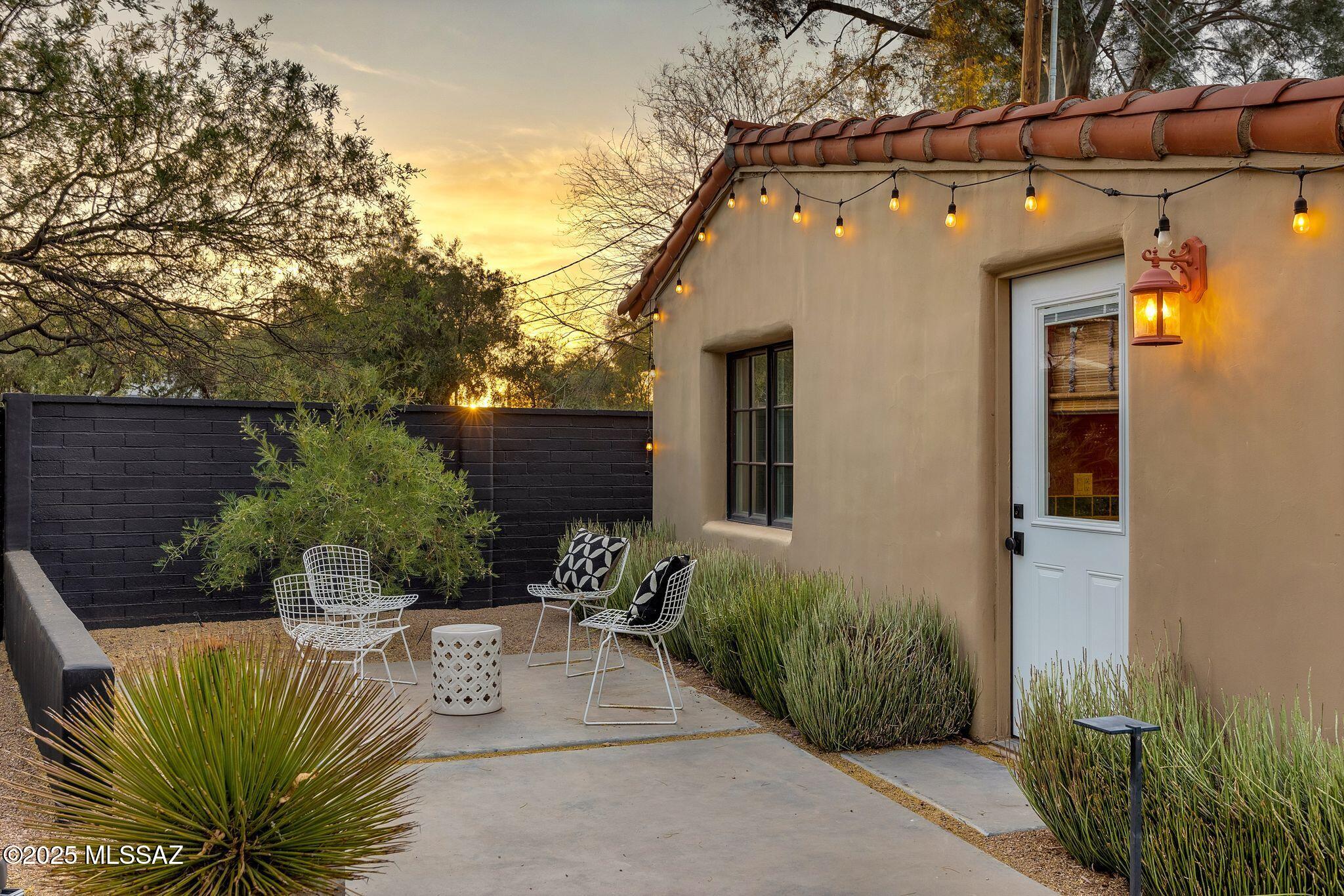 Encanto Park - Residential