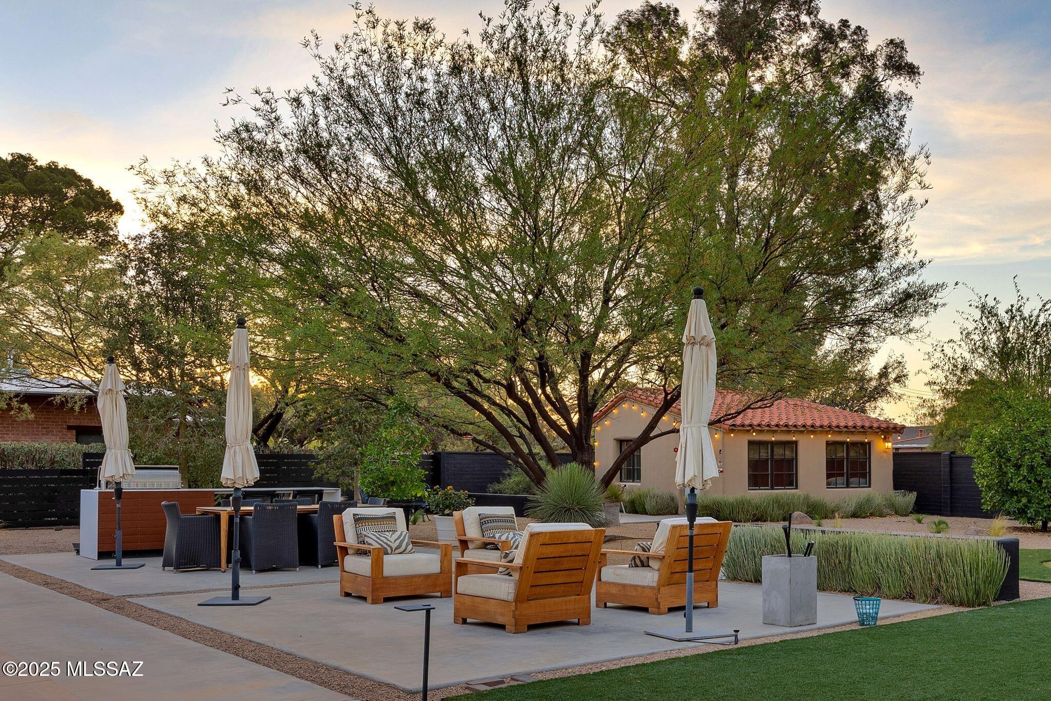 Encanto Park - Residential