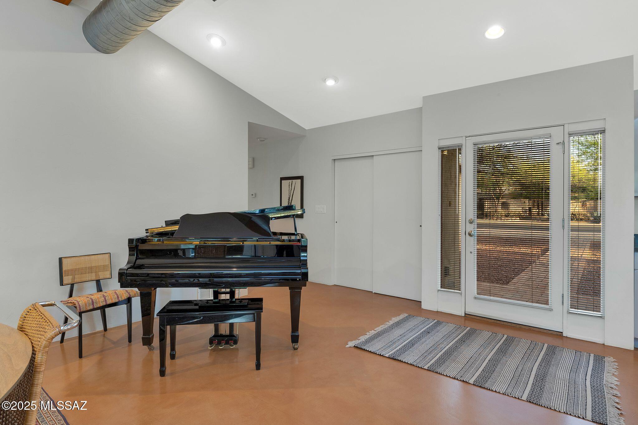 Encanto Park - Residential