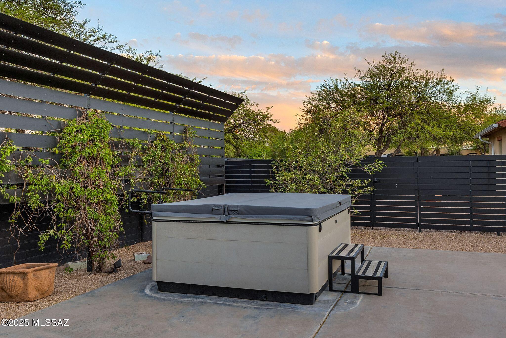 Encanto Park - Residential