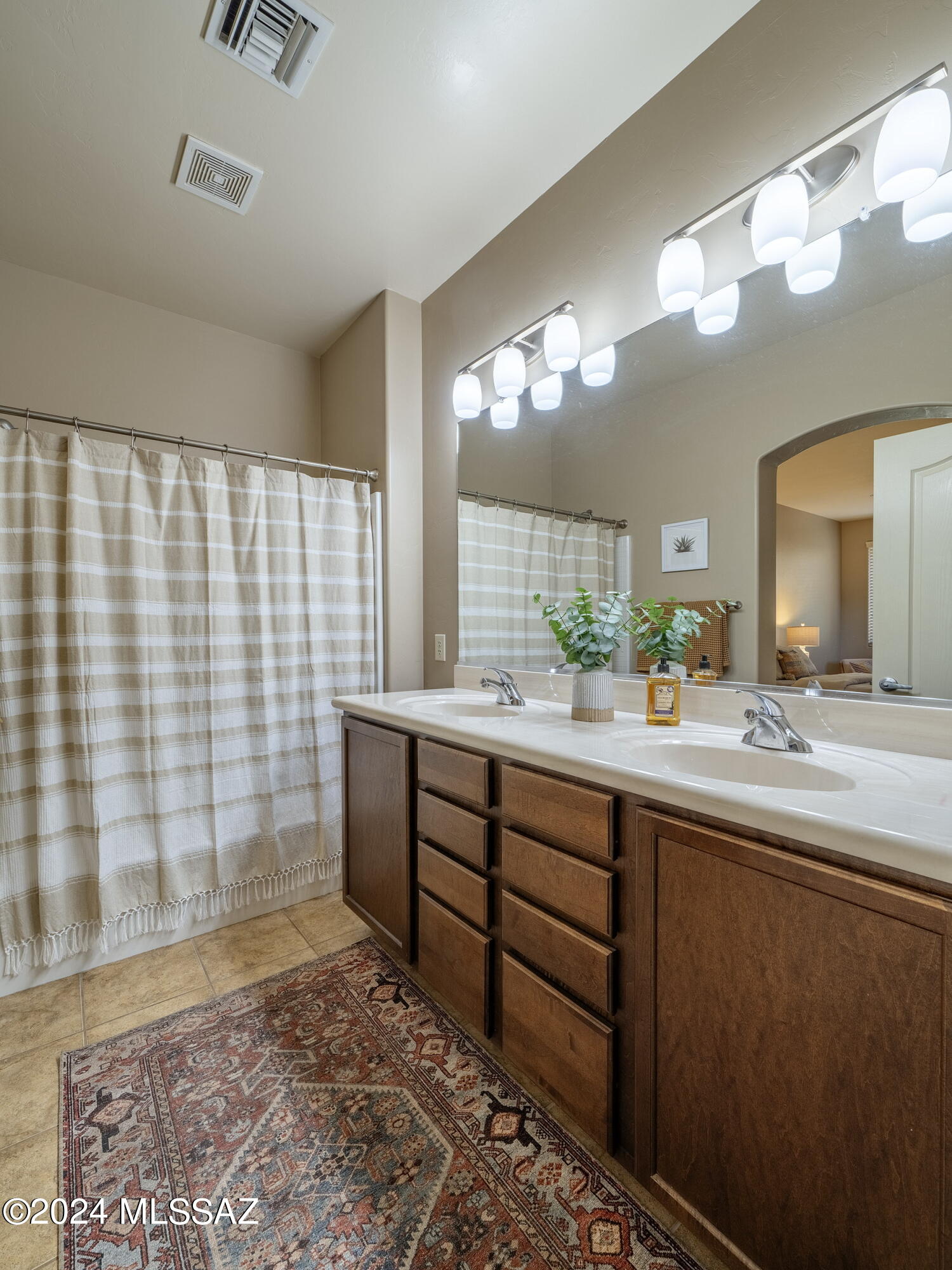 River Walk (1-140) - Residential