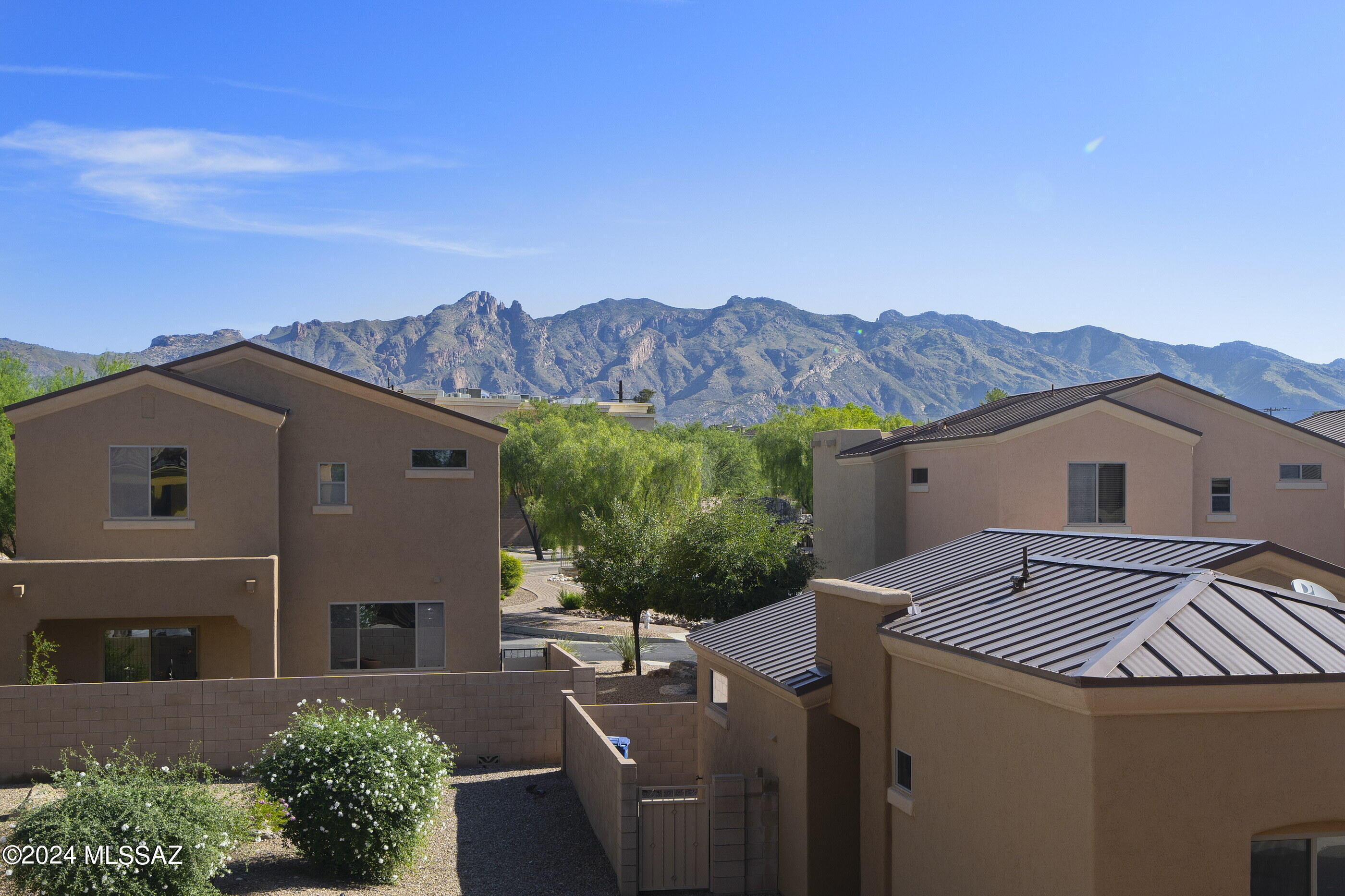River Walk (1-140) - Residential
