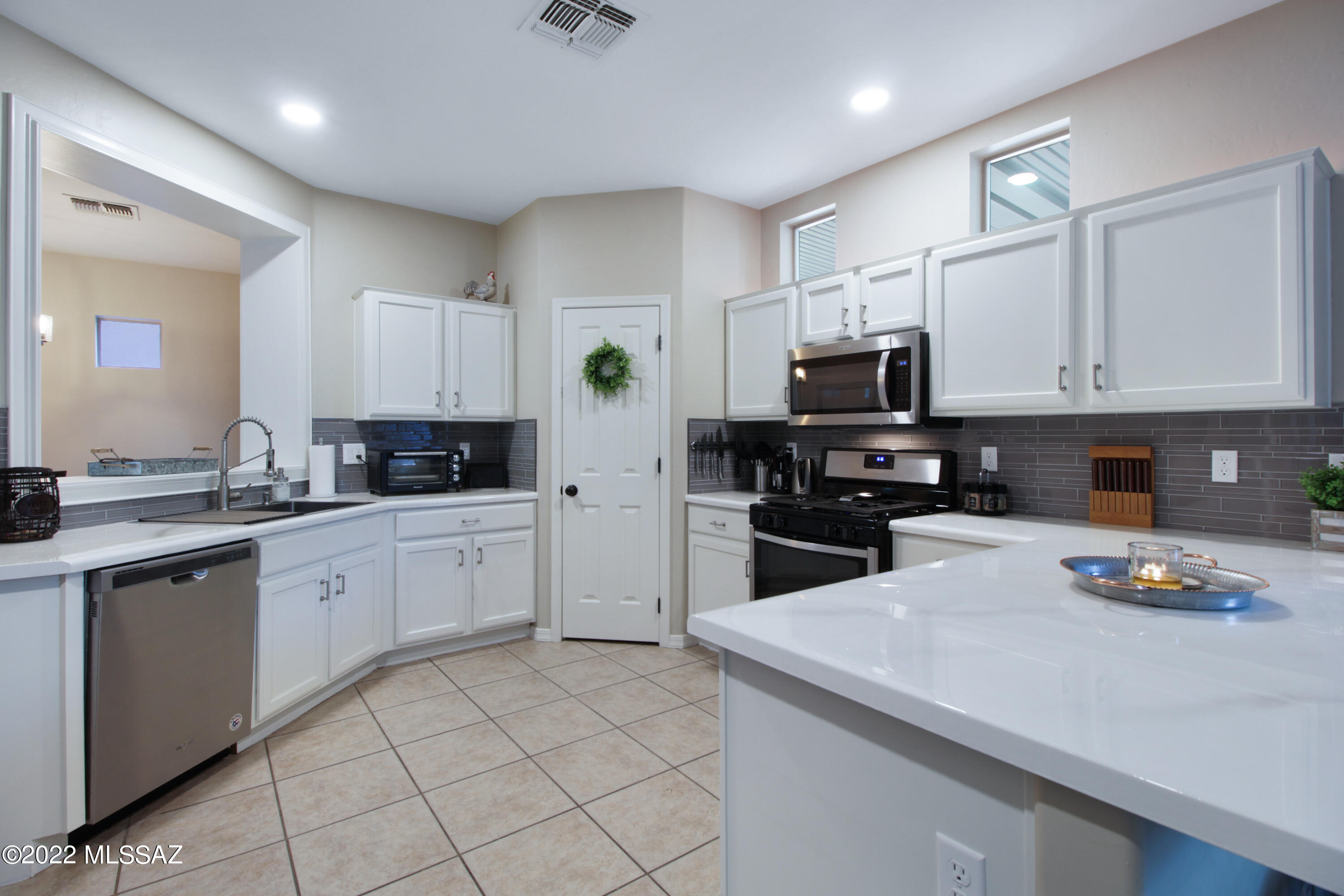 Presidio De Cancion (1-200) - Residential