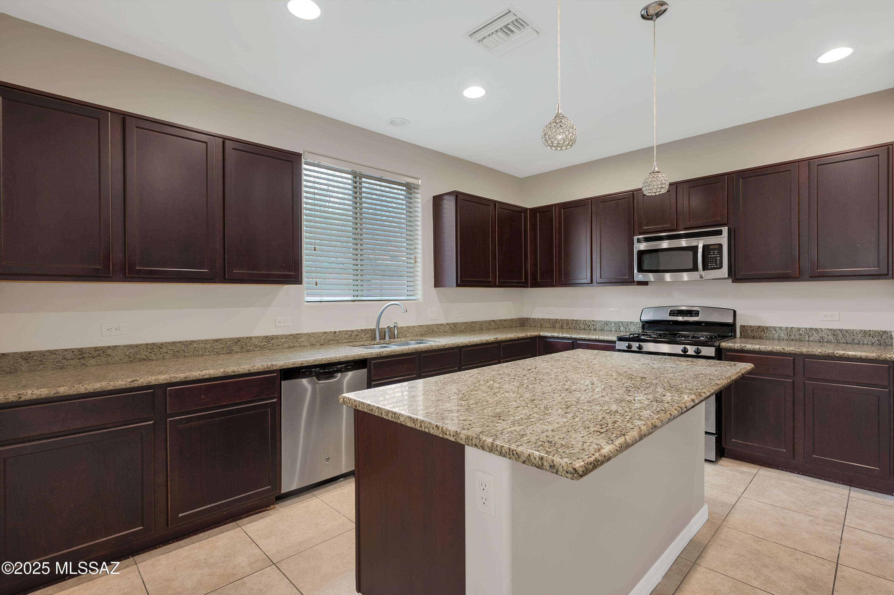 Presidios at Rancho Sahuarita (1-927) - Residential Lease