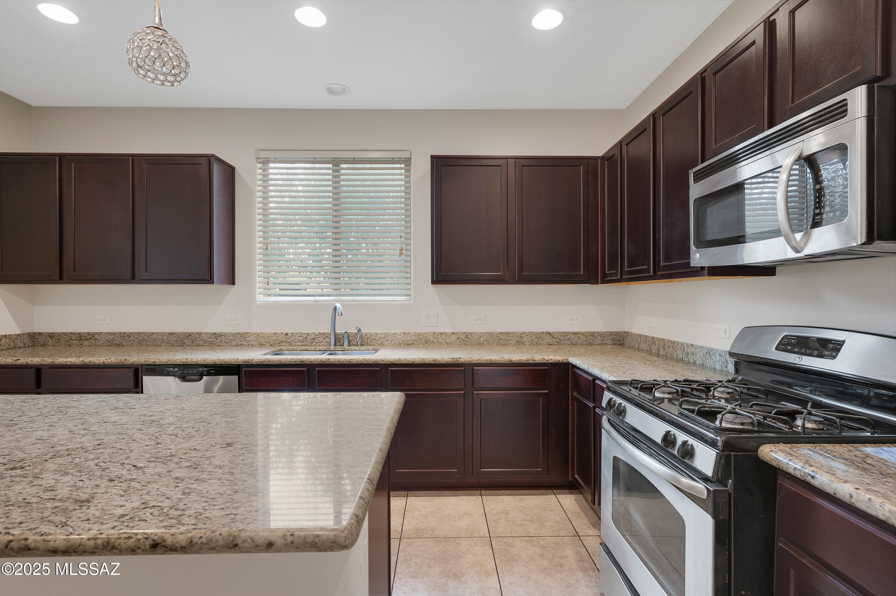 Presidios at Rancho Sahuarita (1-927) - Residential Lease