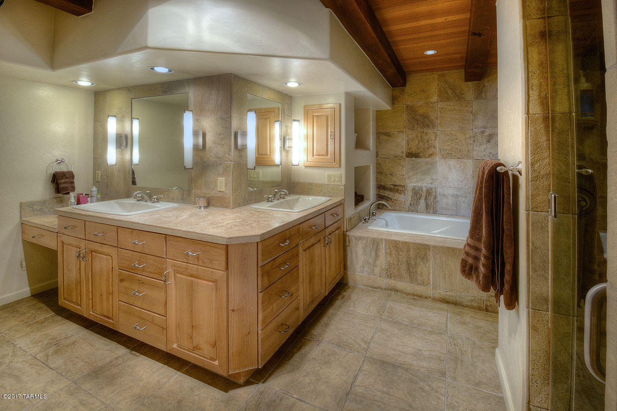 Country Club Estates NO. 3 (1-25) - Residential