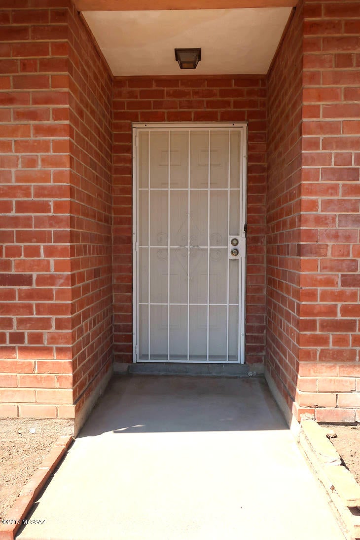 Crest View - Residential Lease