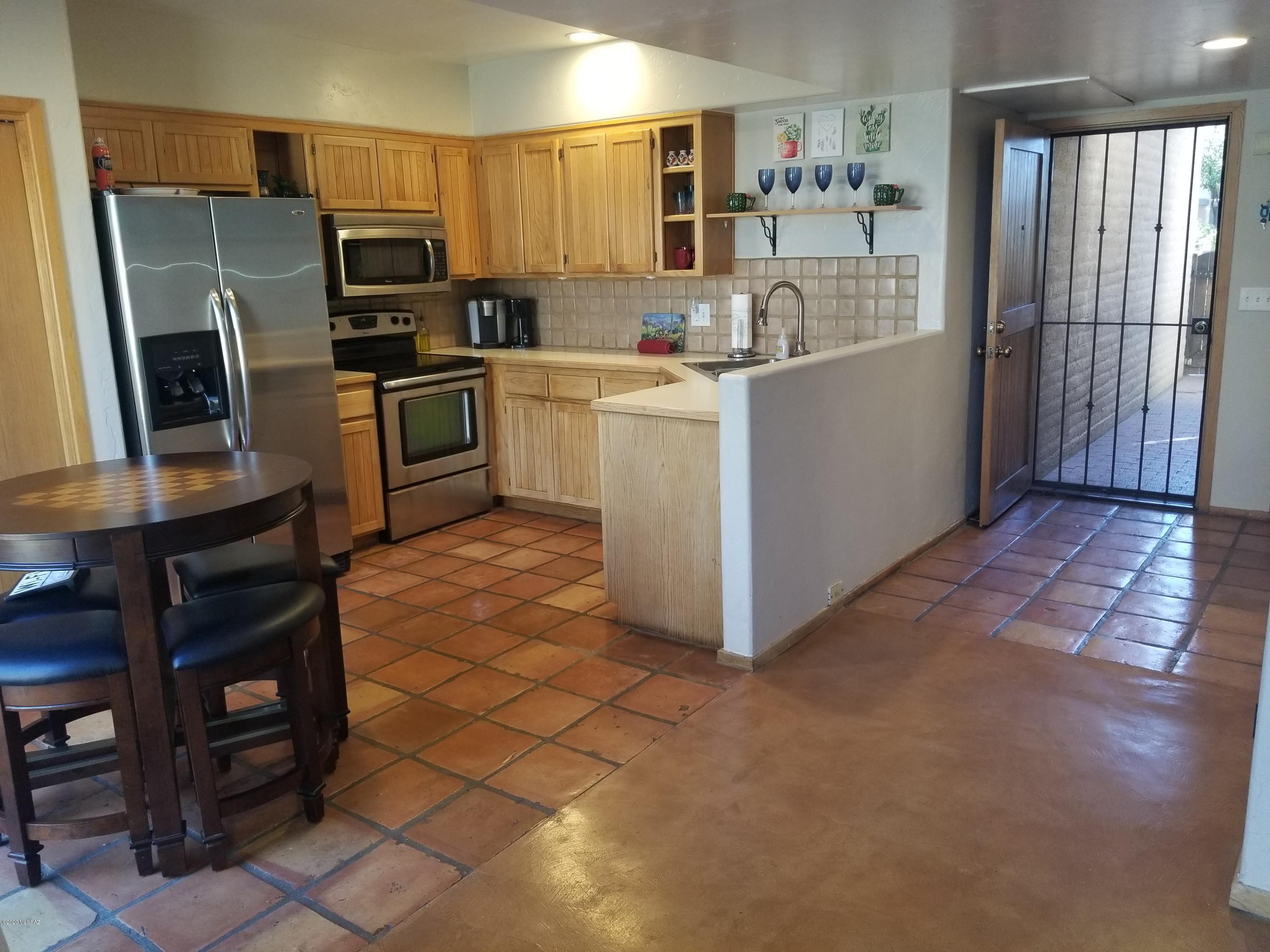 Tucson Racquet Club Th Resub - Residential
