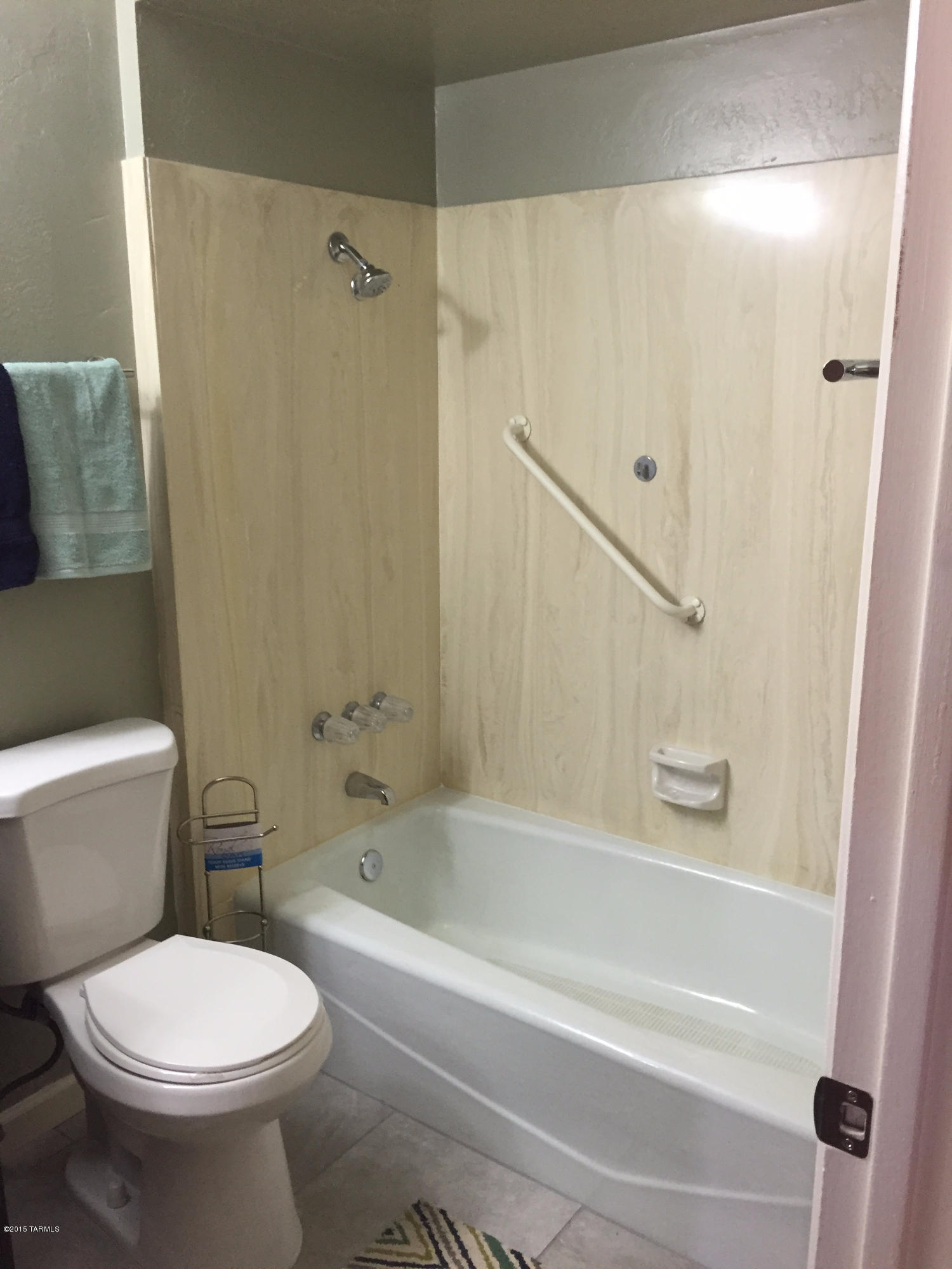 Las Solanas Blk 2 (1-49) - Residential
