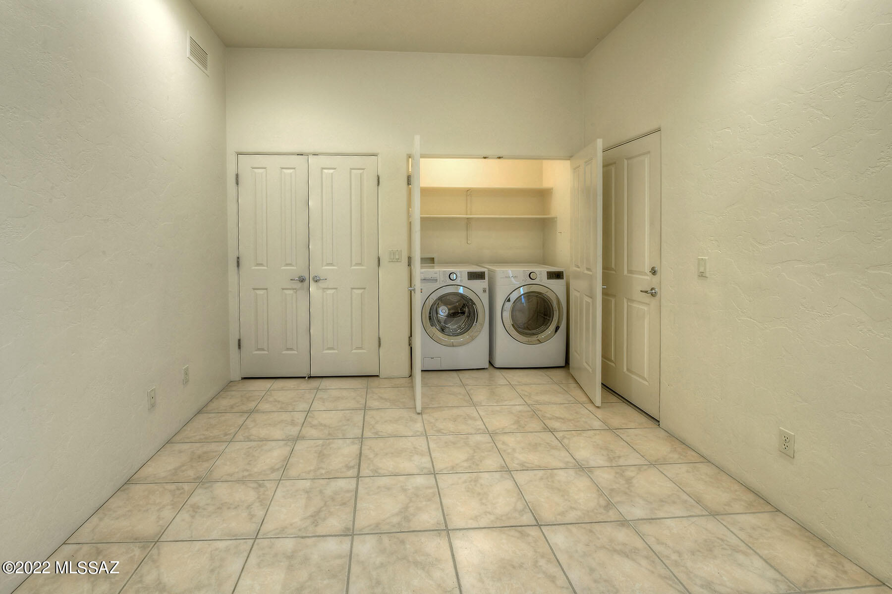 Bellas Catalinas Estates (1-93) - Residential