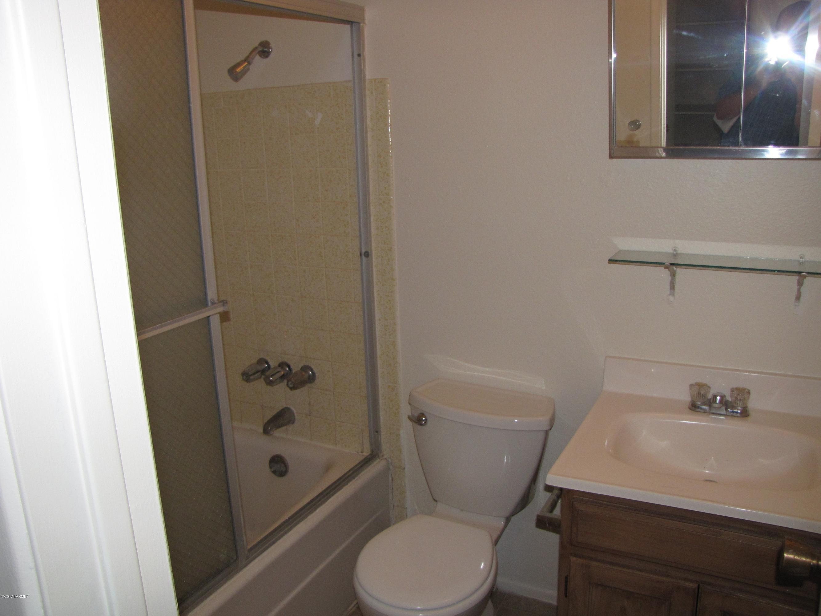Monte Catalina Estates (1-10) - Residential Lease