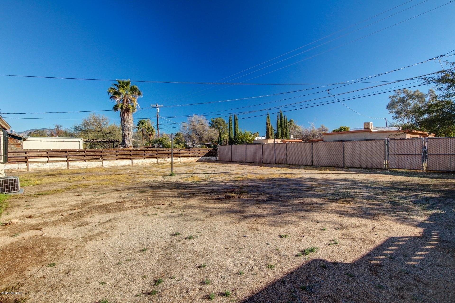 Del Monte Village - Residential