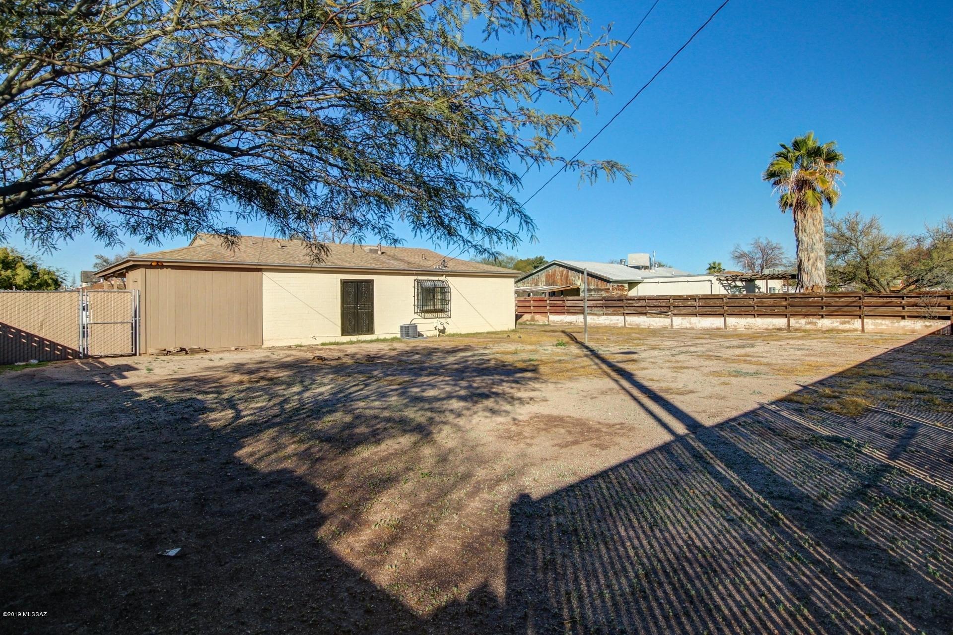 Del Monte Village - Residential