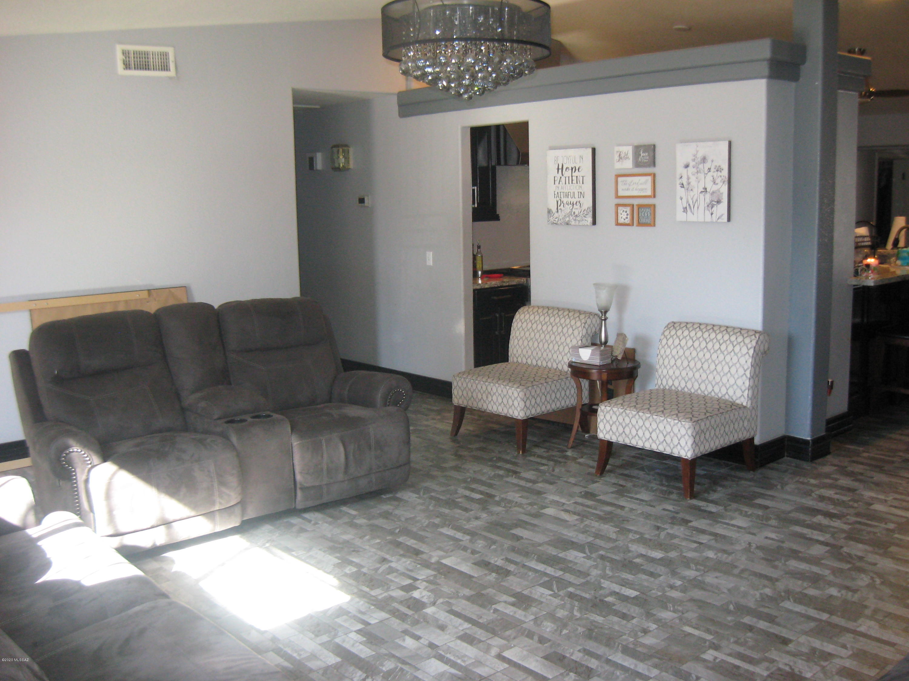 Oakmore At Midvale (199-247) - Residential