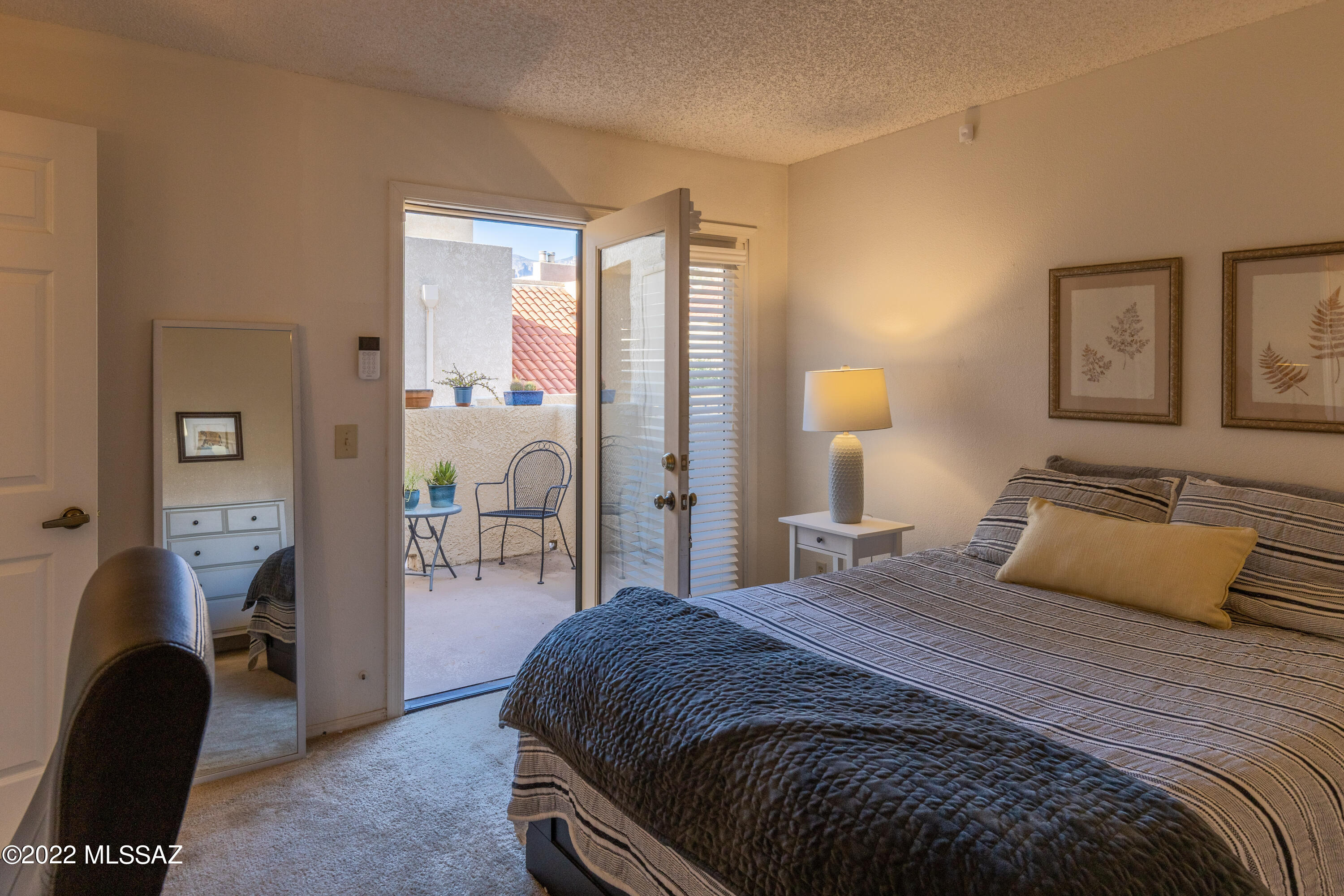 Casitas Real Condos. - Residential