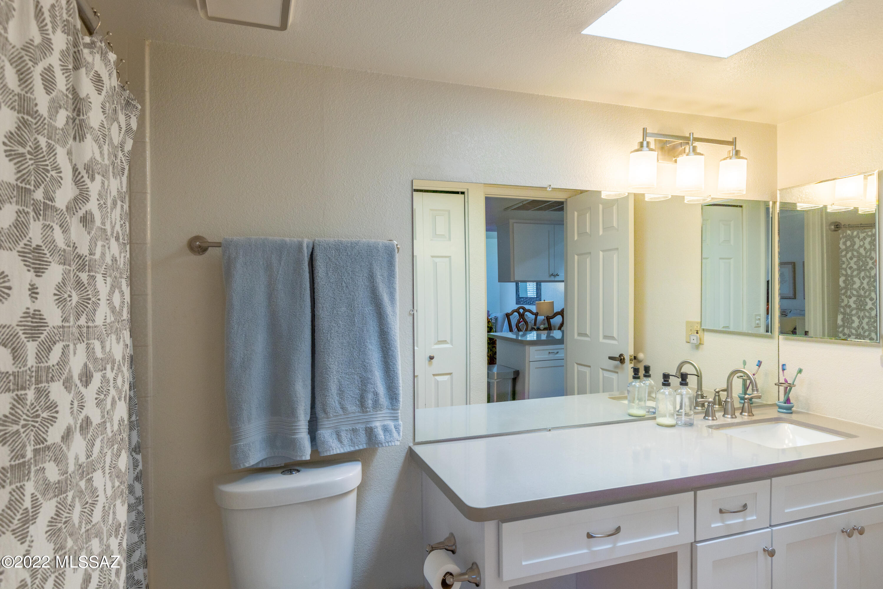 Casitas Real Condos. - Residential