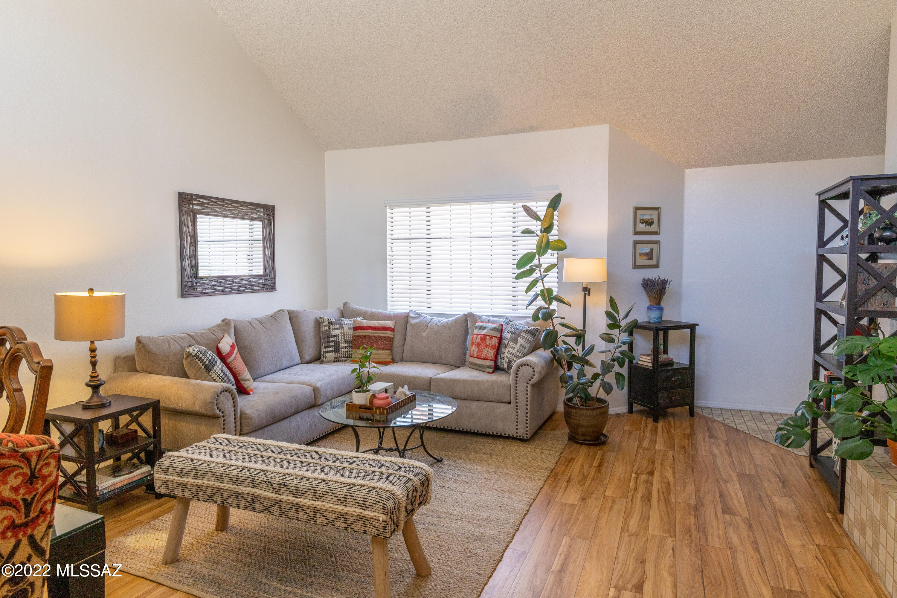 Casitas Real Condos. - Residential