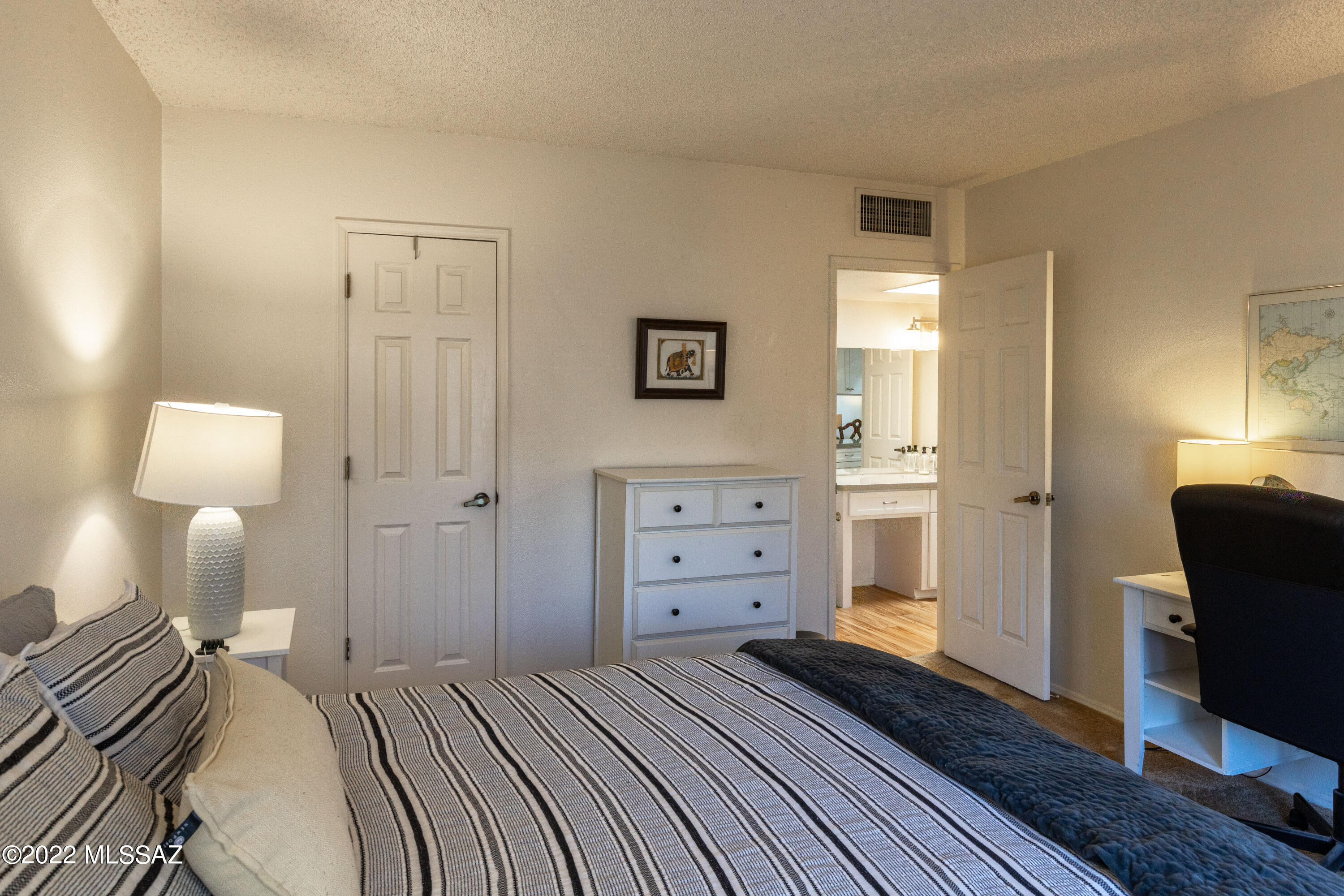 Casitas Real Condos. - Residential