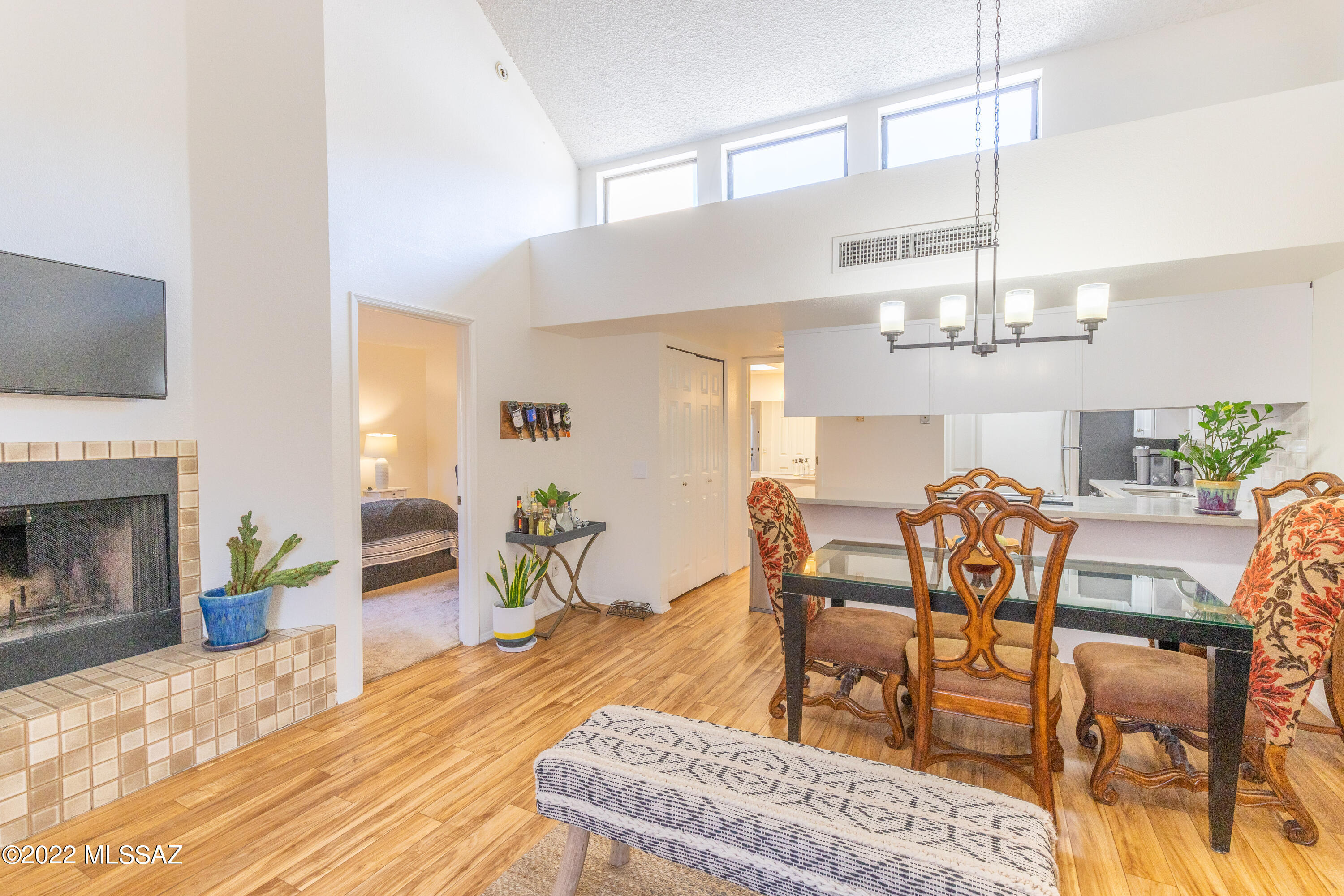Casitas Real Condos. - Residential