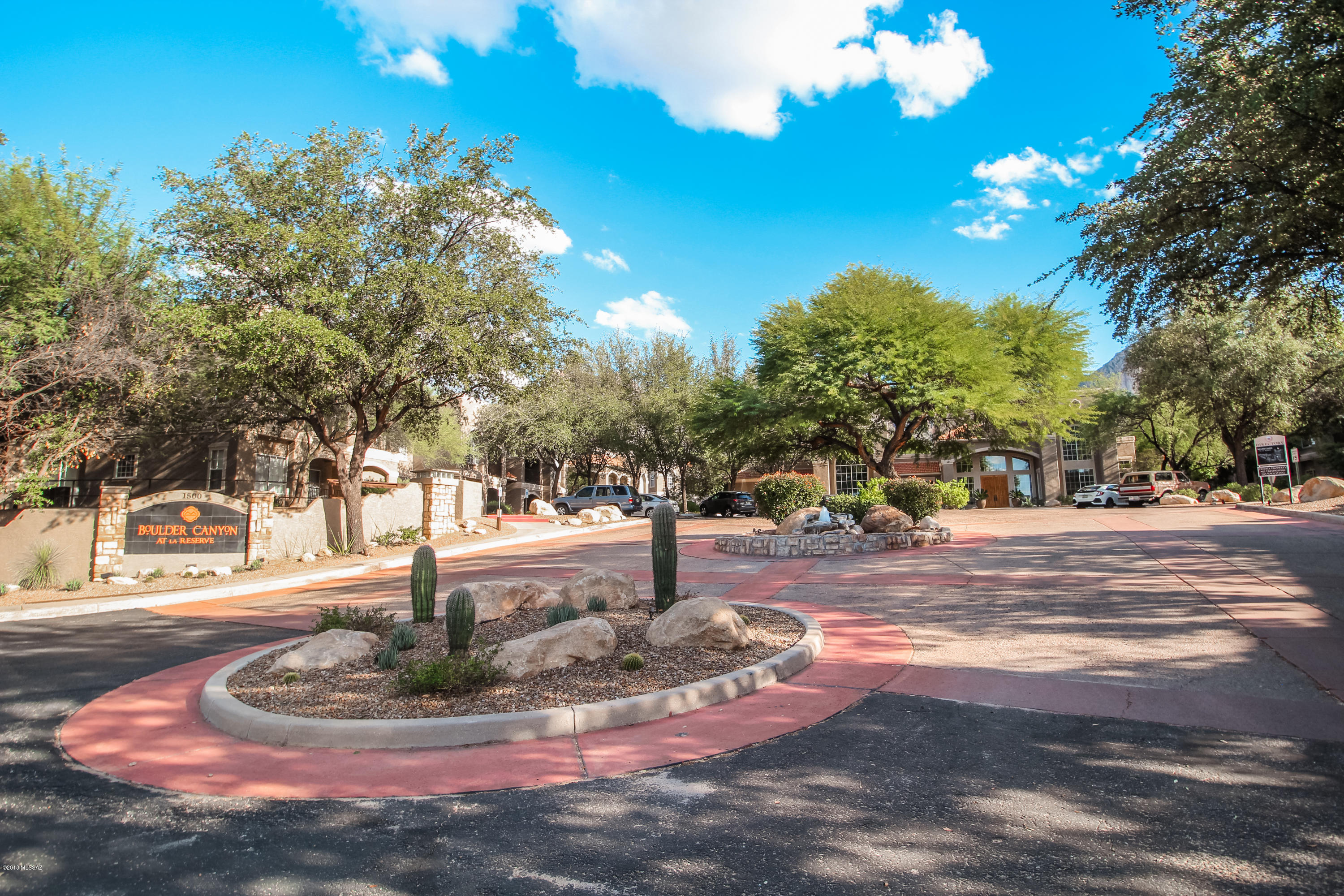 The Boulders at La Reserve Condominiums - Residential
