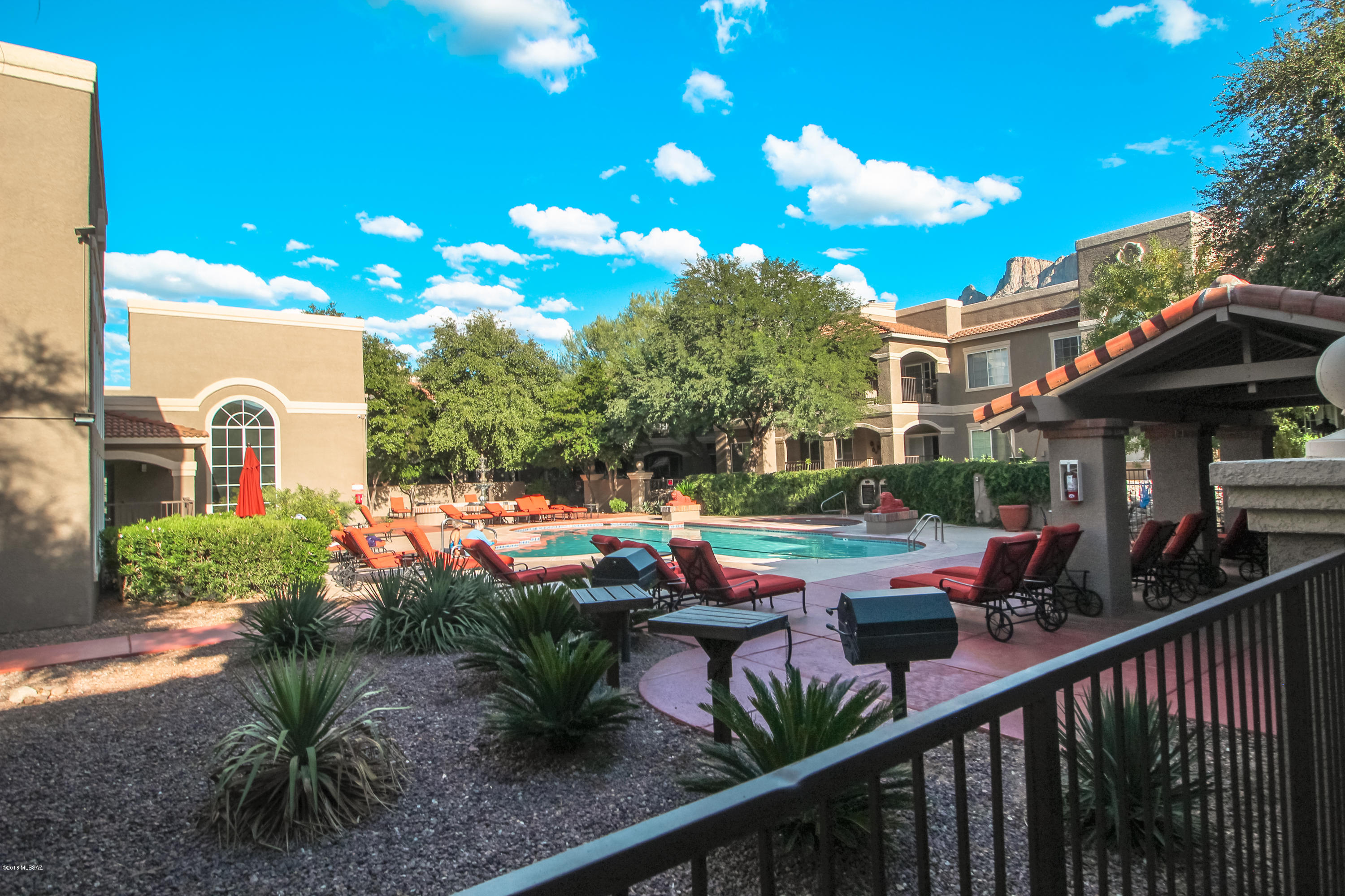 The Boulders at La Reserve Condominiums - Residential