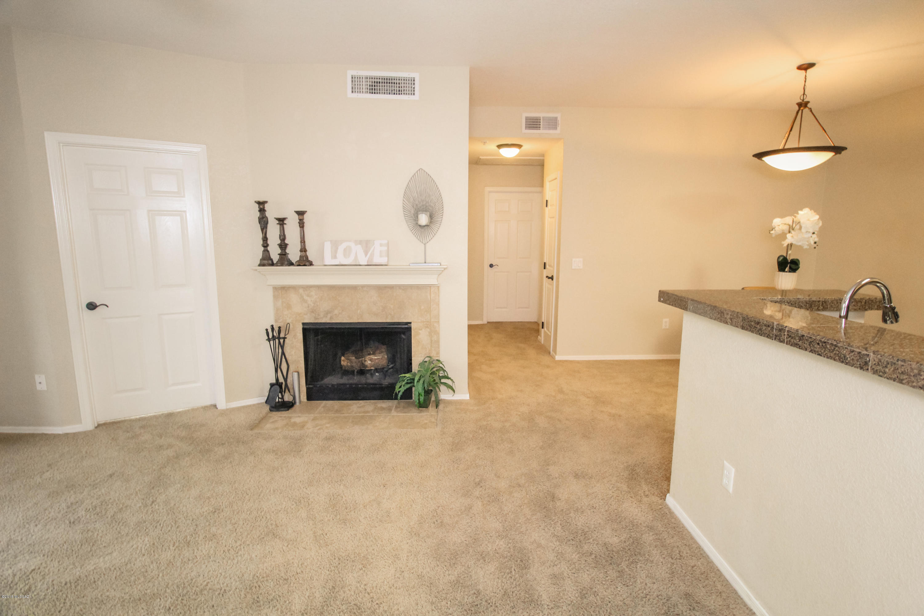 The Boulders at La Reserve Condominiums - Residential