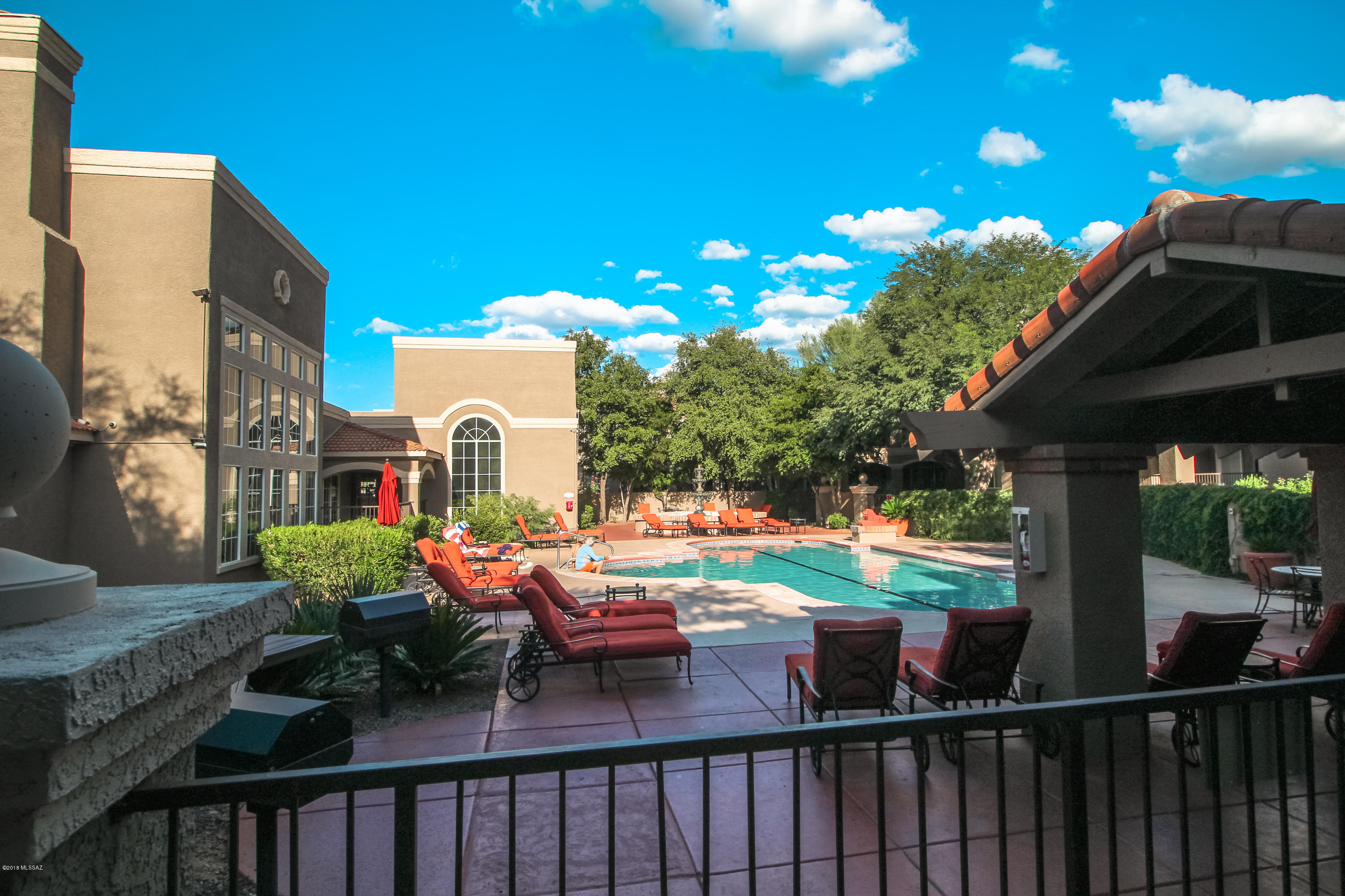 The Boulders at La Reserve Condominiums - Residential