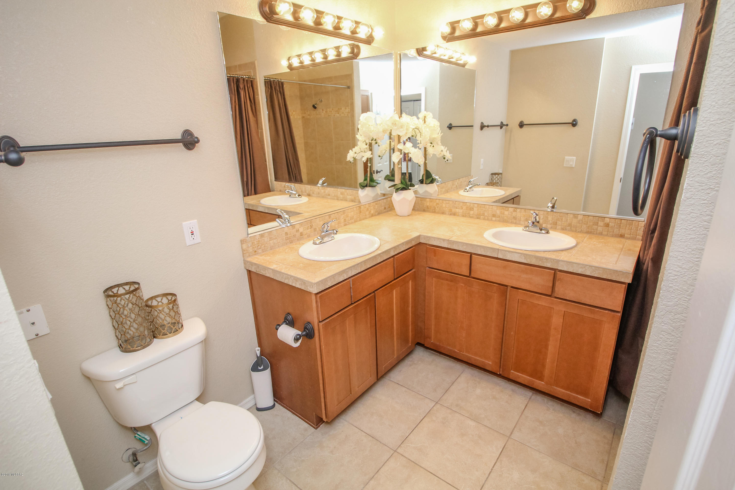The Boulders at La Reserve Condominiums - Residential