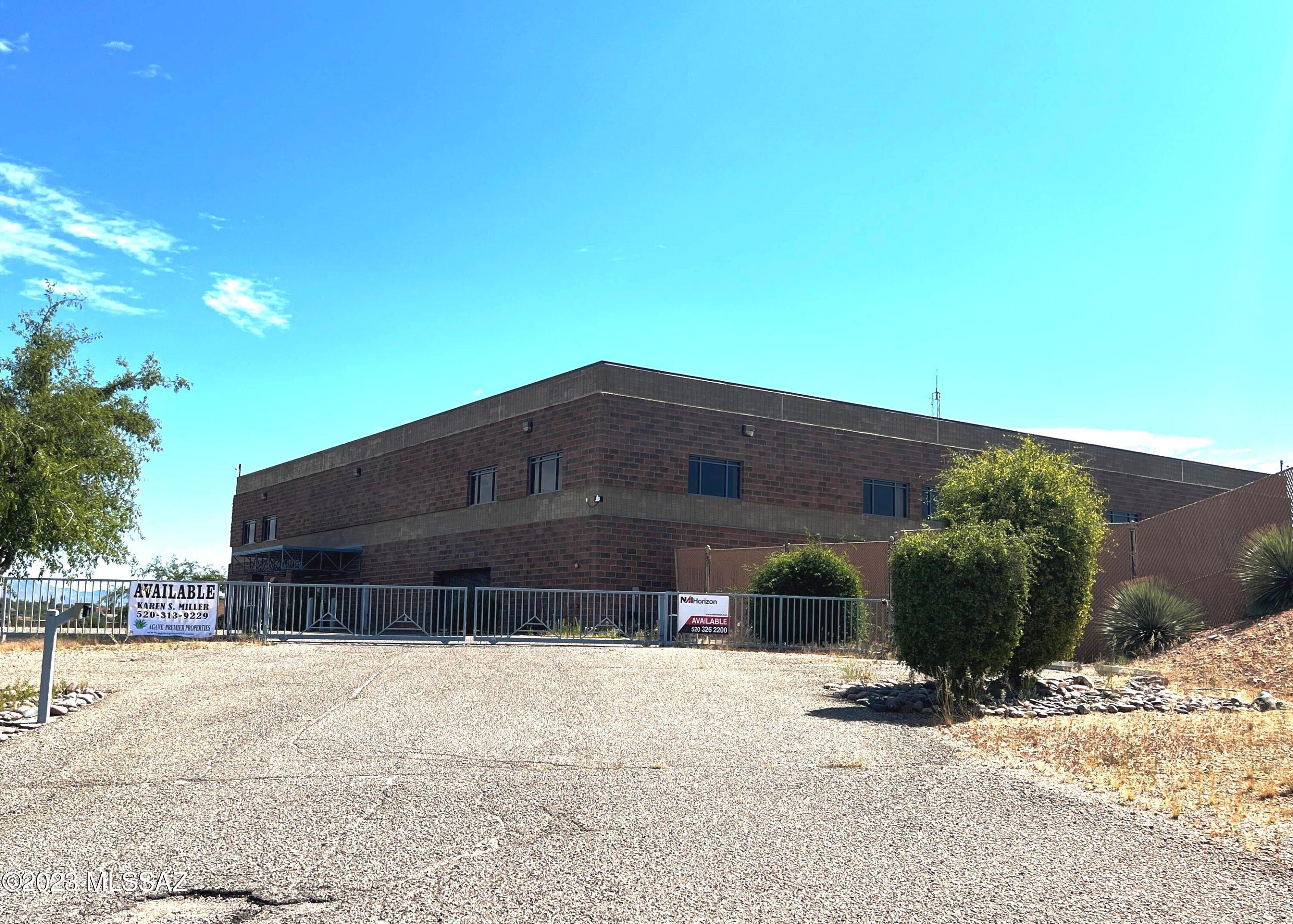 This property was previously leased to a government entity and would be perfect for a school or education center. There are 19,307 sq.ft. of rentable square feet plus 15,013 sq.ft. of parking garage for a total of 34,320 sq.ft. on 4.57 acres. Location is easy access to I-19.
Call for appointment today!