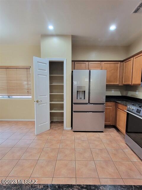 Presidio Del Sol (1-111) - Residential Lease