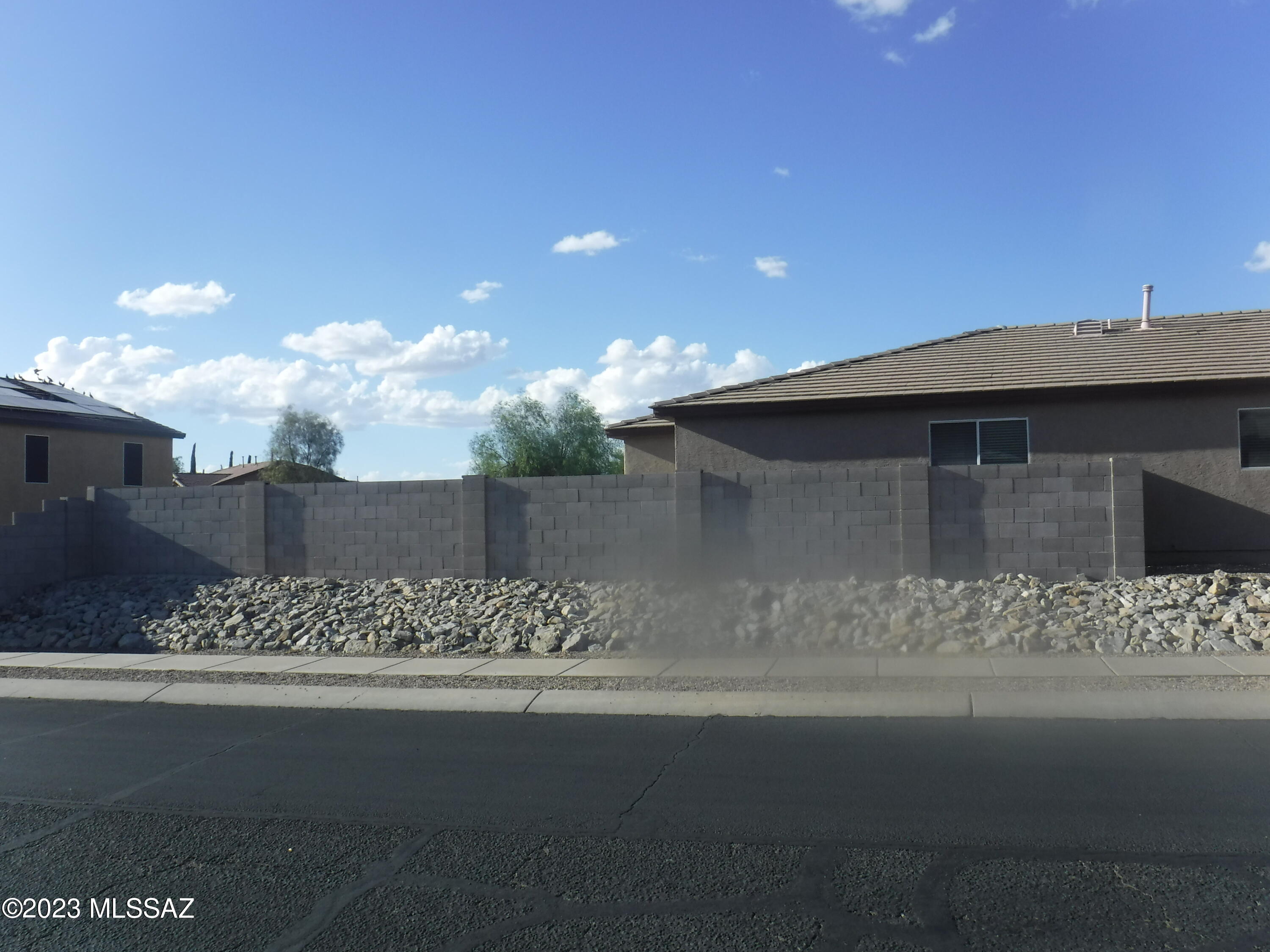 Hartman Vistas-(1-353) - Residential Lease