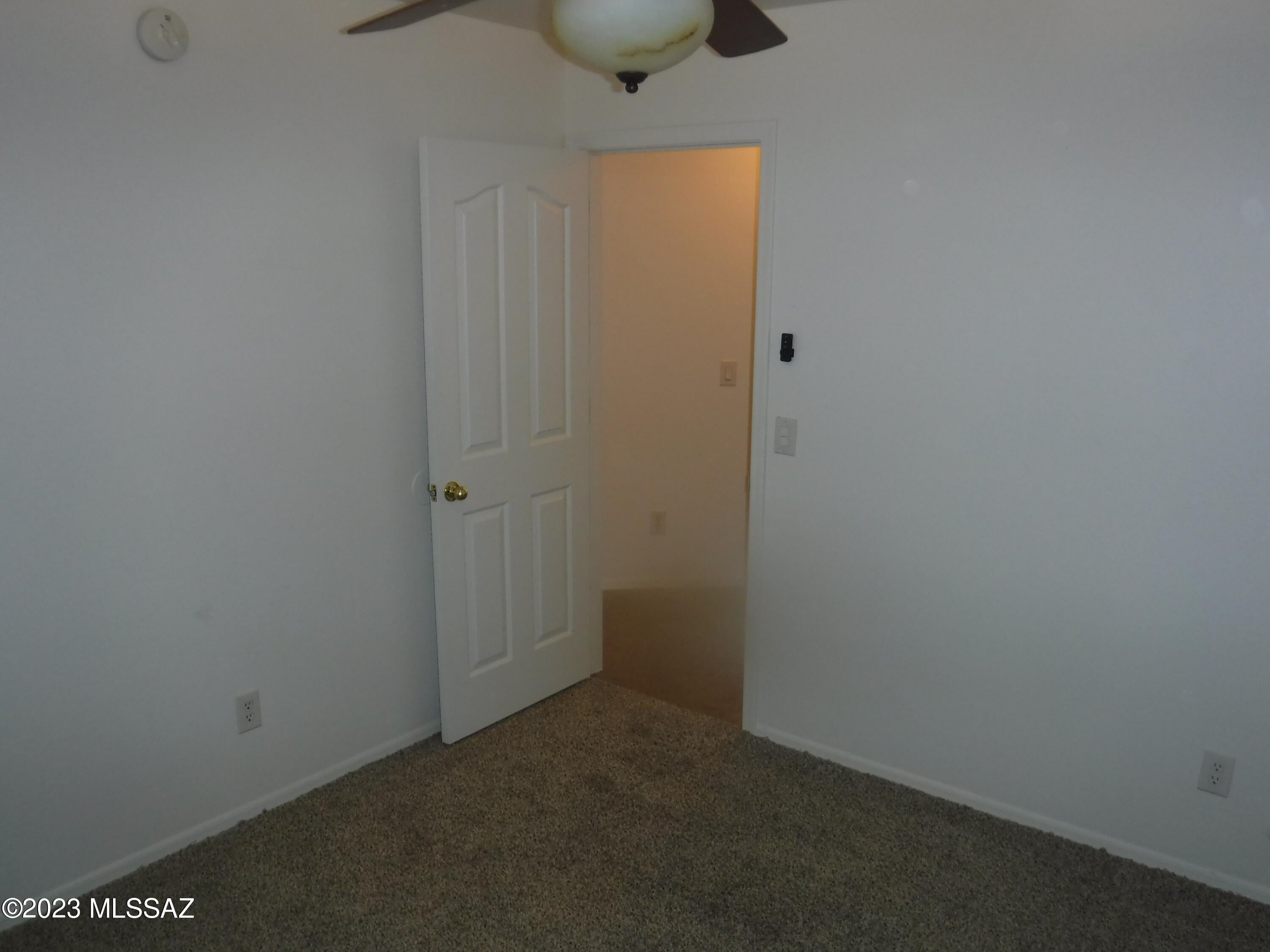 Hartman Vistas-(1-353) - Residential Lease