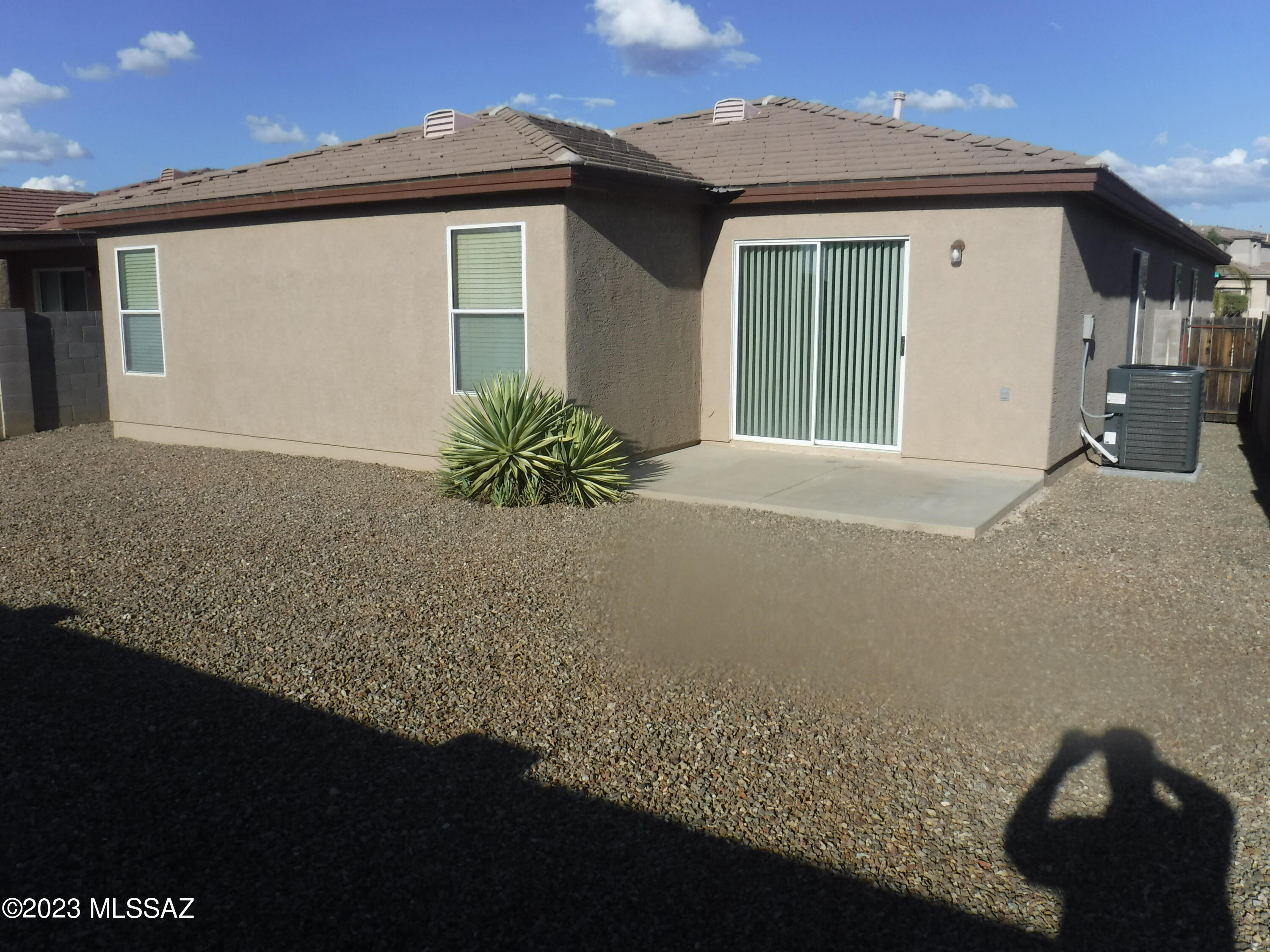 Hartman Vistas-(1-353) - Residential Lease